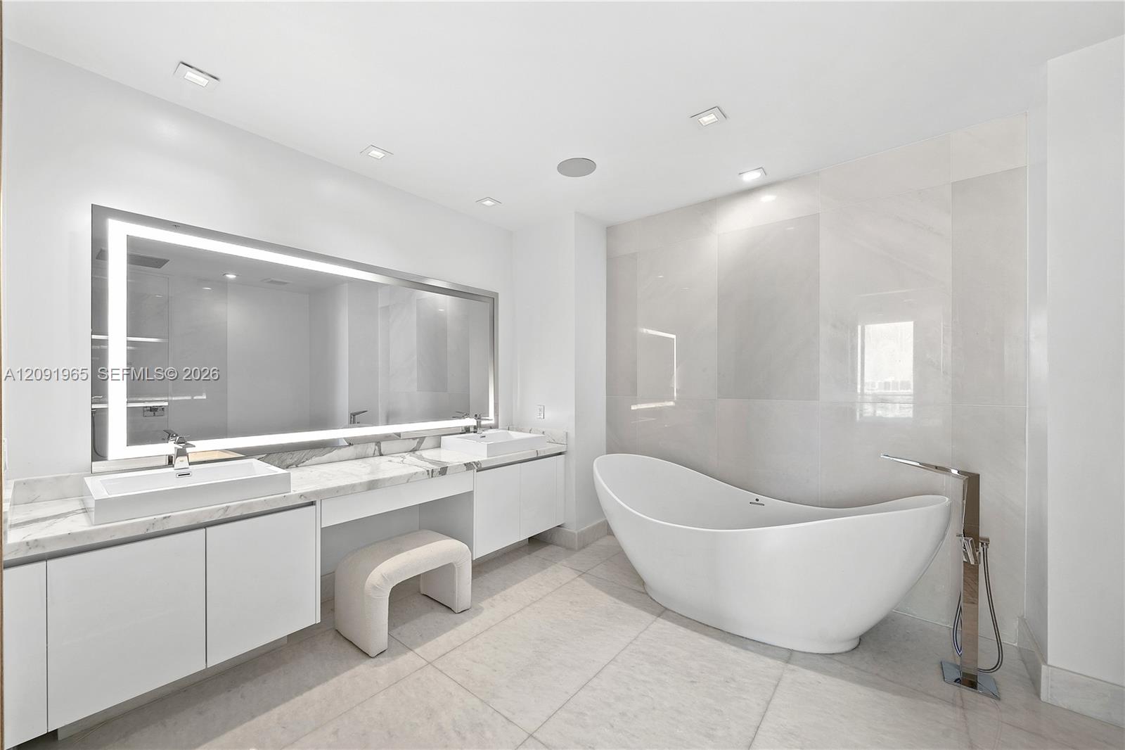 300 Sunny Isles Boulevard 4-ph-03 Property Photo 22