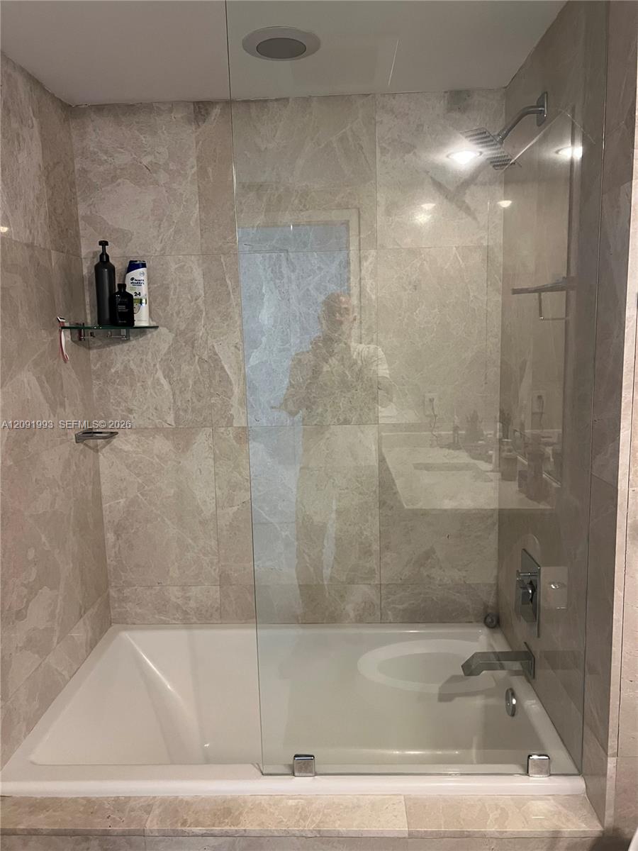 1100 S Miami Avenue 3404 Property Photo 6