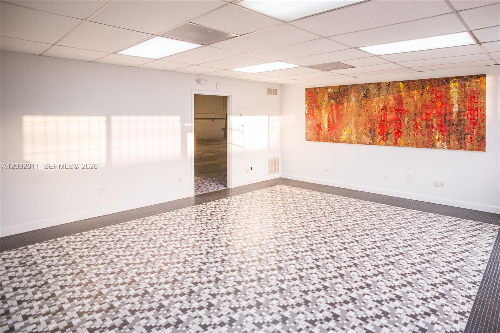 A12092011 Property Photo 6