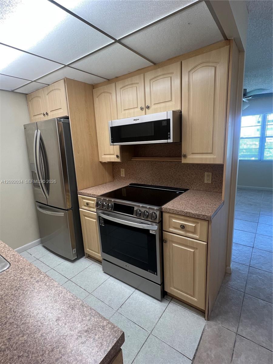 1087 Cornwall E 1087 Property Photo 6
