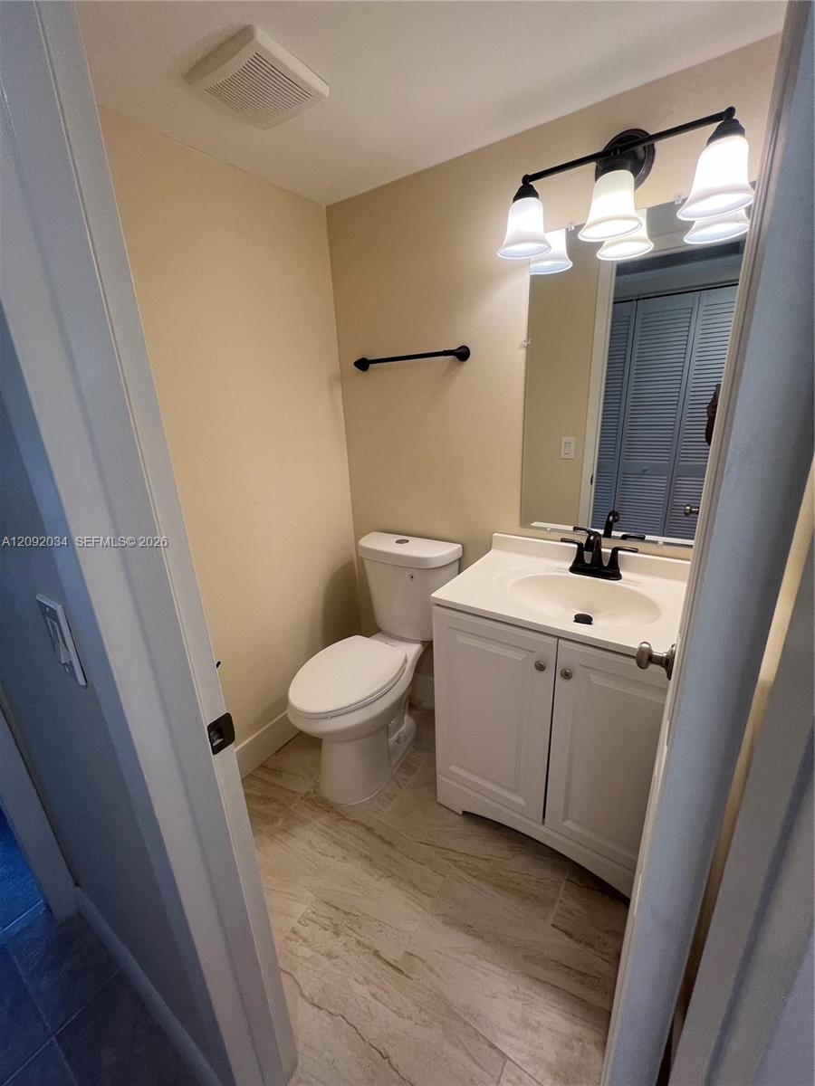 1087 Cornwall E 1087 Property Photo 8