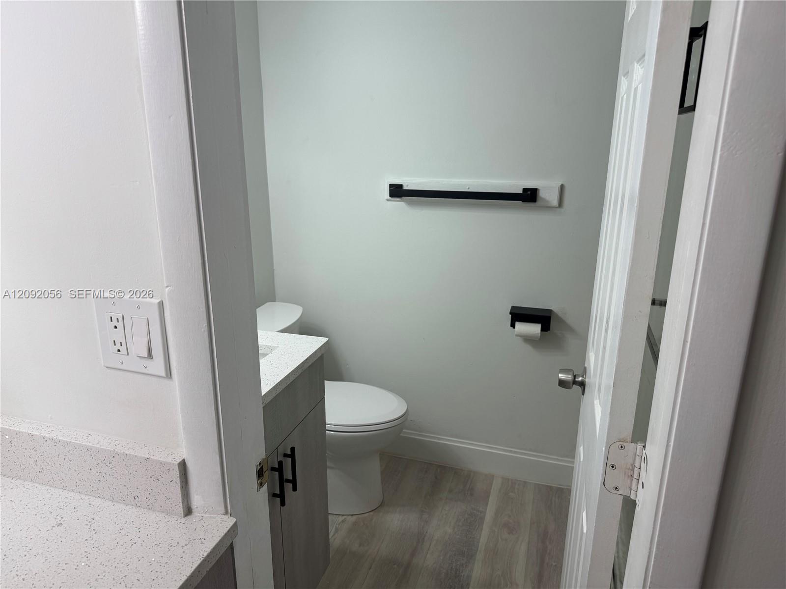 3940 Inverrary Boulevard 106-a Property Photo 6
