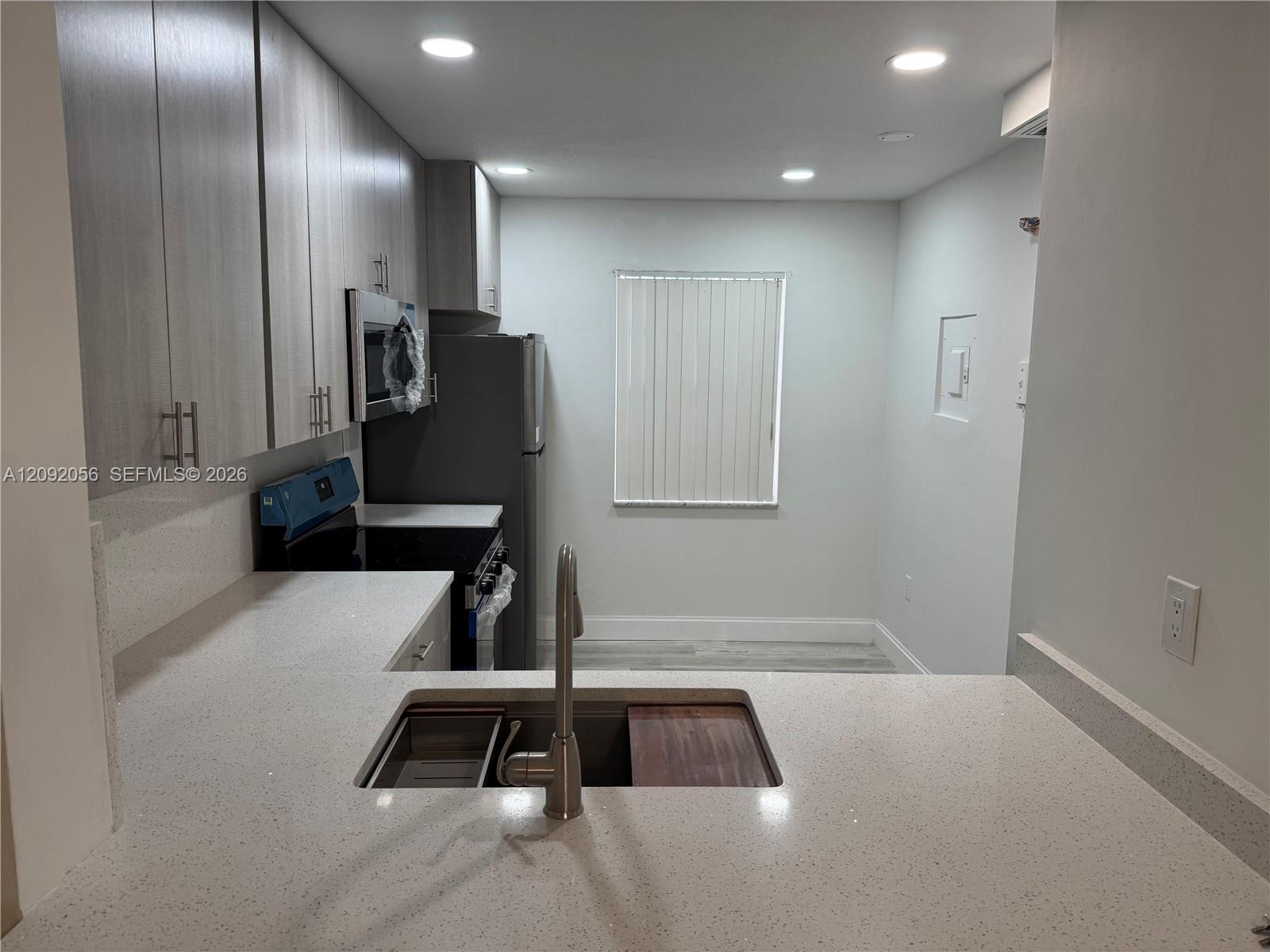 3940 Inverrary Boulevard 106-a Property Photo 11