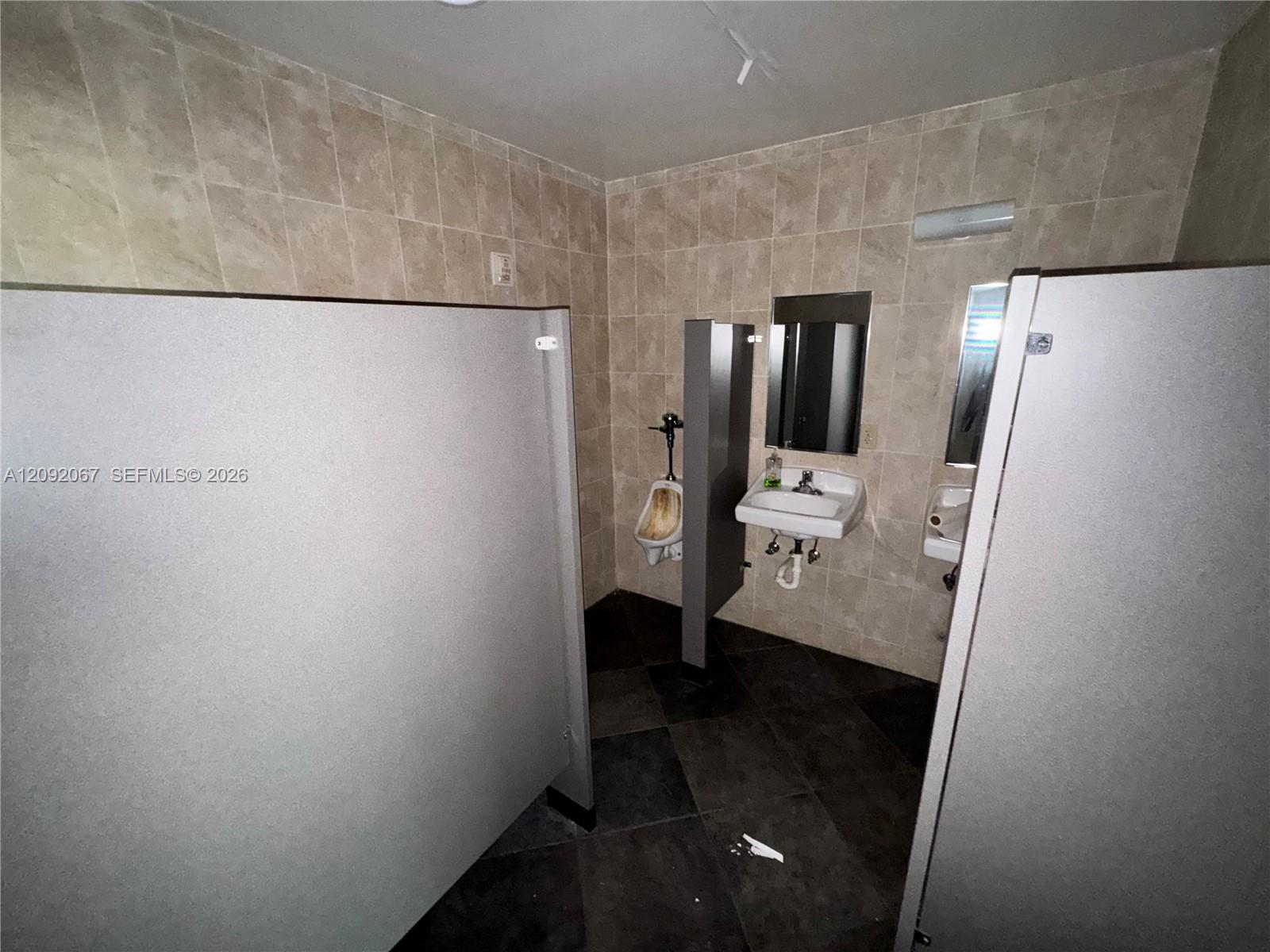 11701 W Okeechobee Road Property Photo 21
