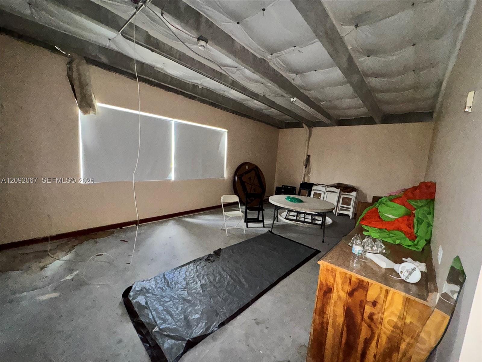 11701 W Okeechobee Road Property Photo 25
