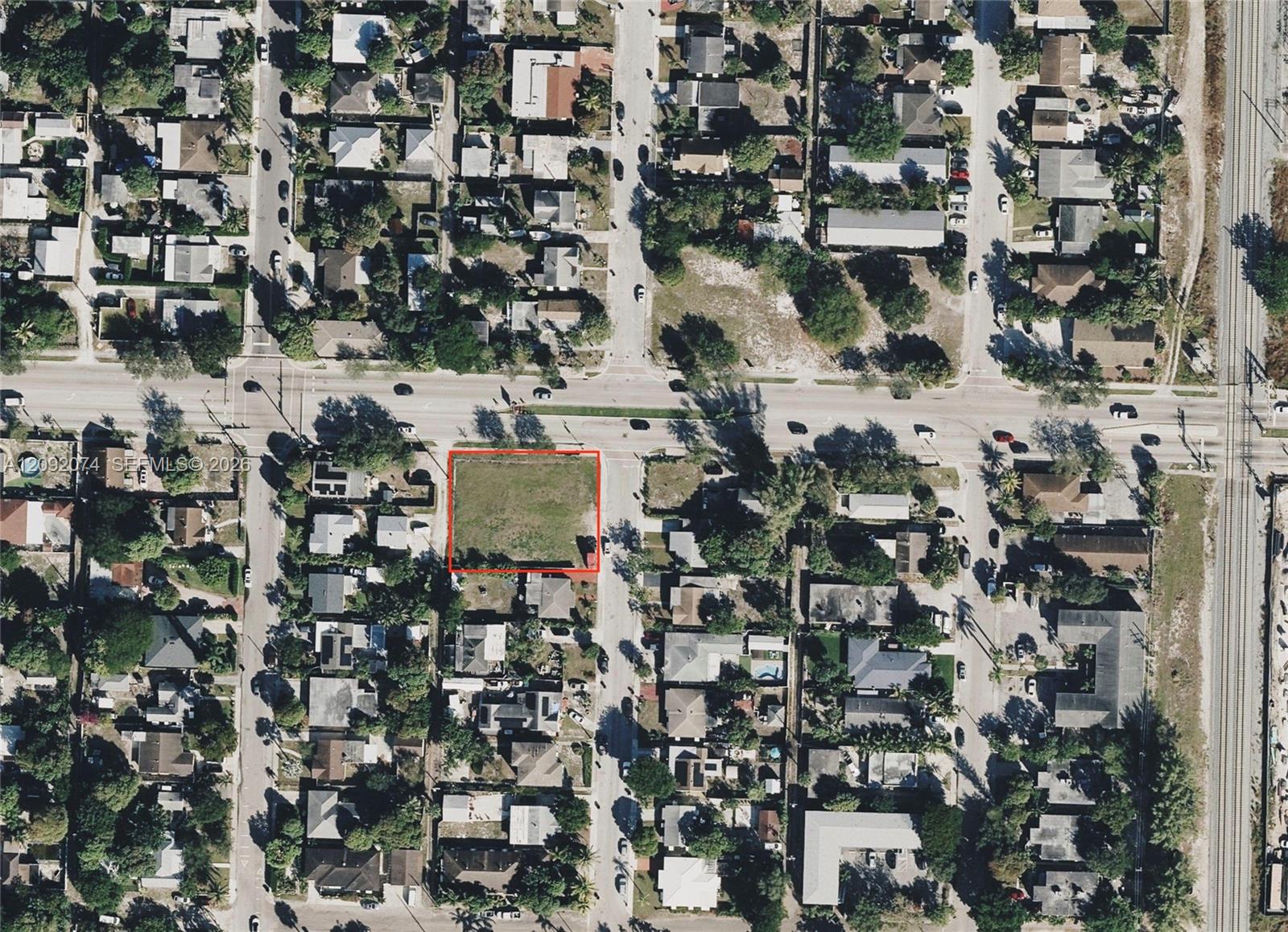 923 N E Street Property Photo 6