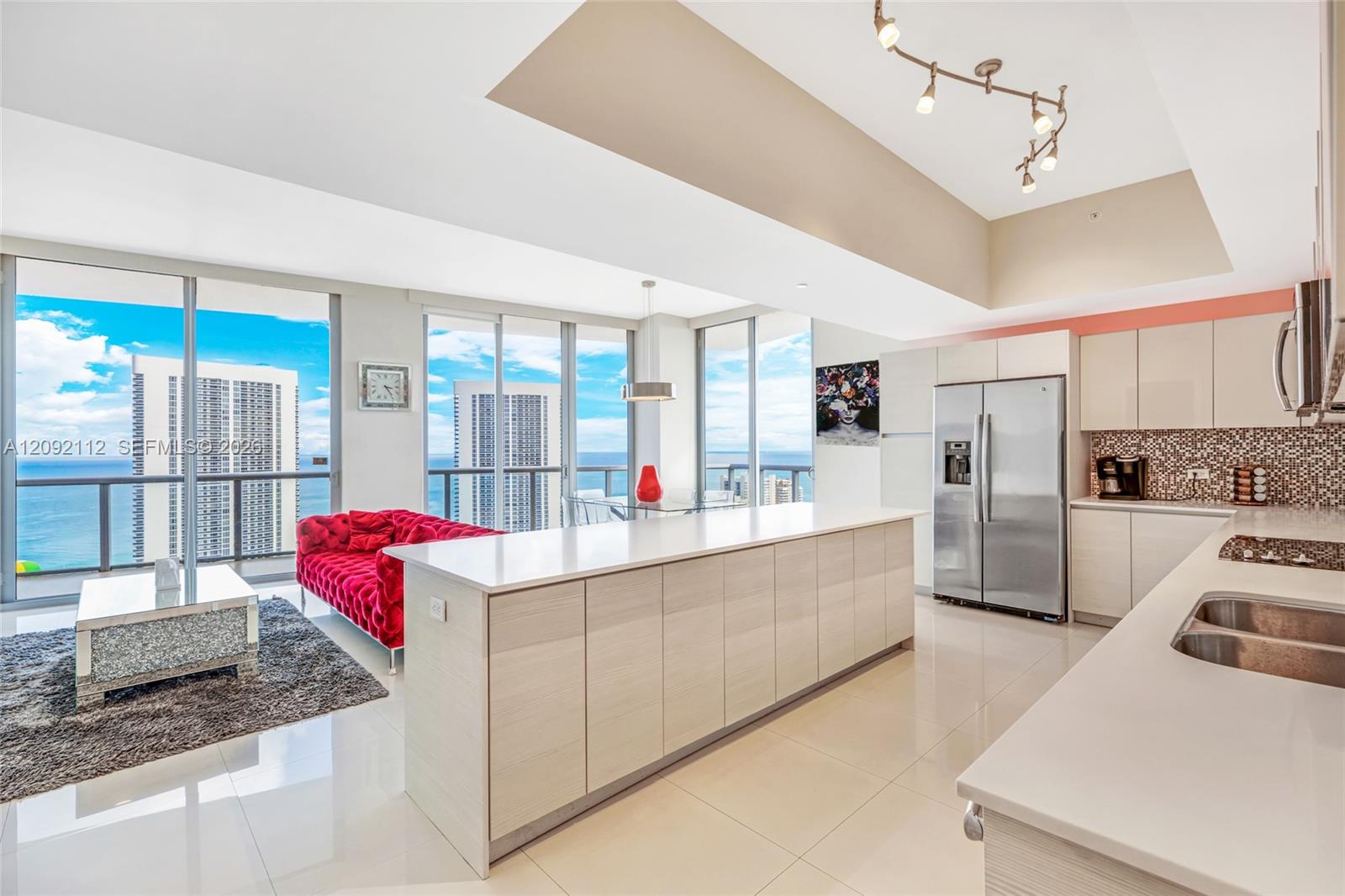 2600 E Hallandale Beach Boulevard T3301 Property Photo 6
