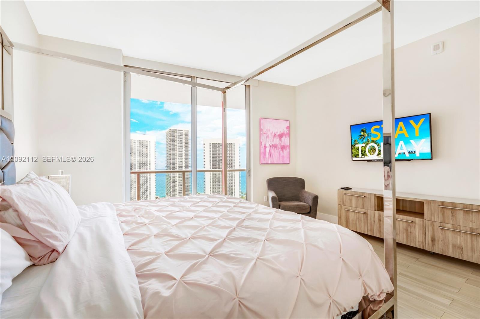 2600 E Hallandale Beach Boulevard T3301 Property Photo 17