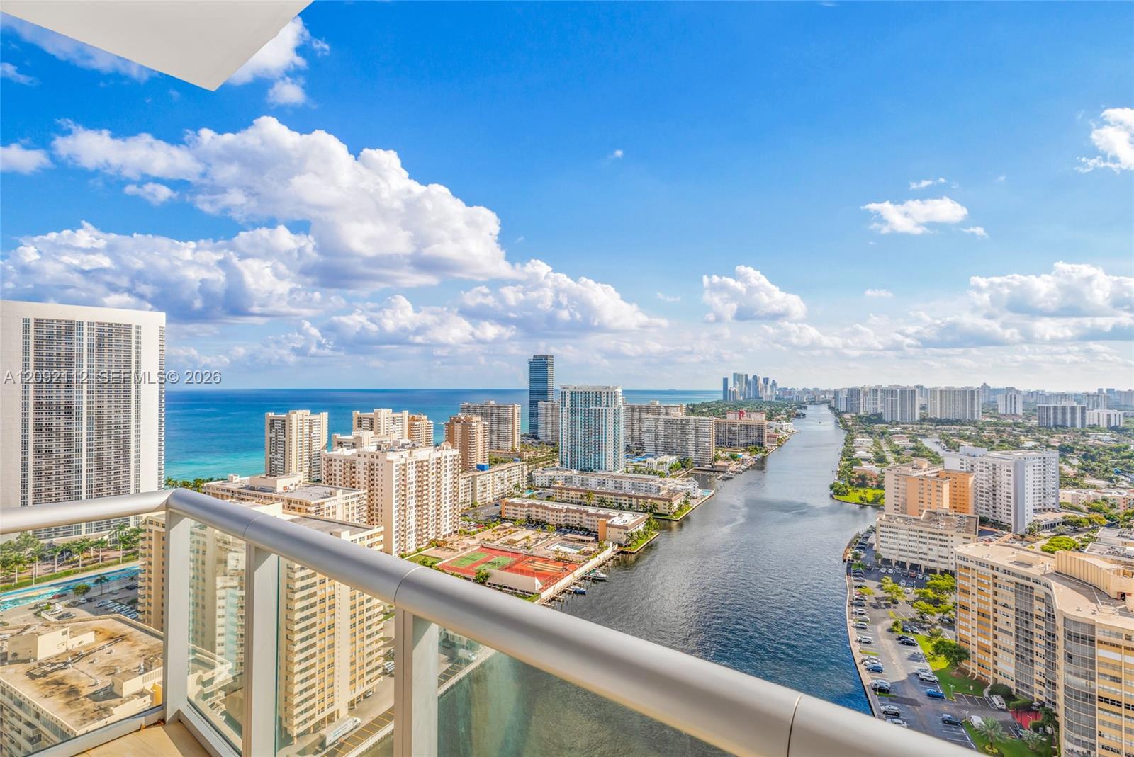 2600 E Hallandale Beach Boulevard T3301 Property Photo 37