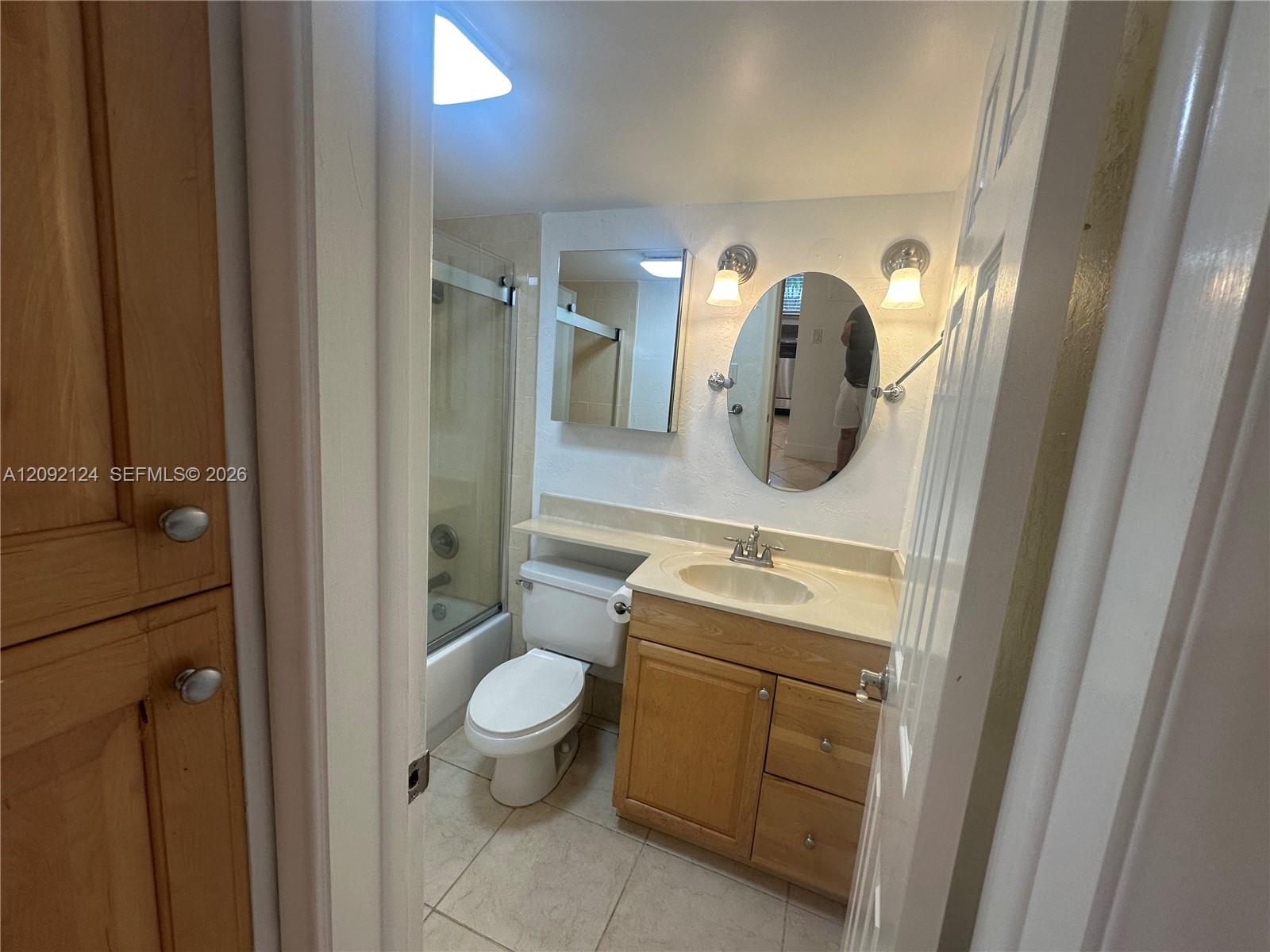 901 Ne 3rd Street 205 Property Photo 4