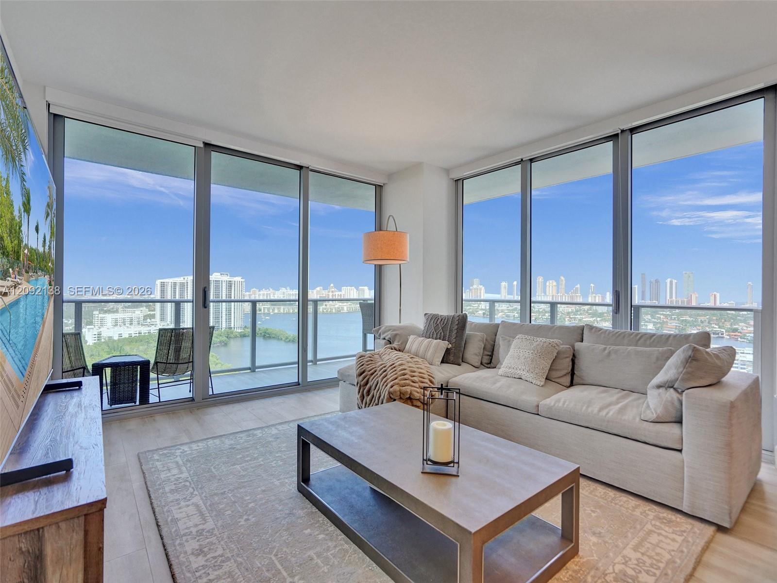 16385 Biscayne Boulevard 2107 Property Photo 1