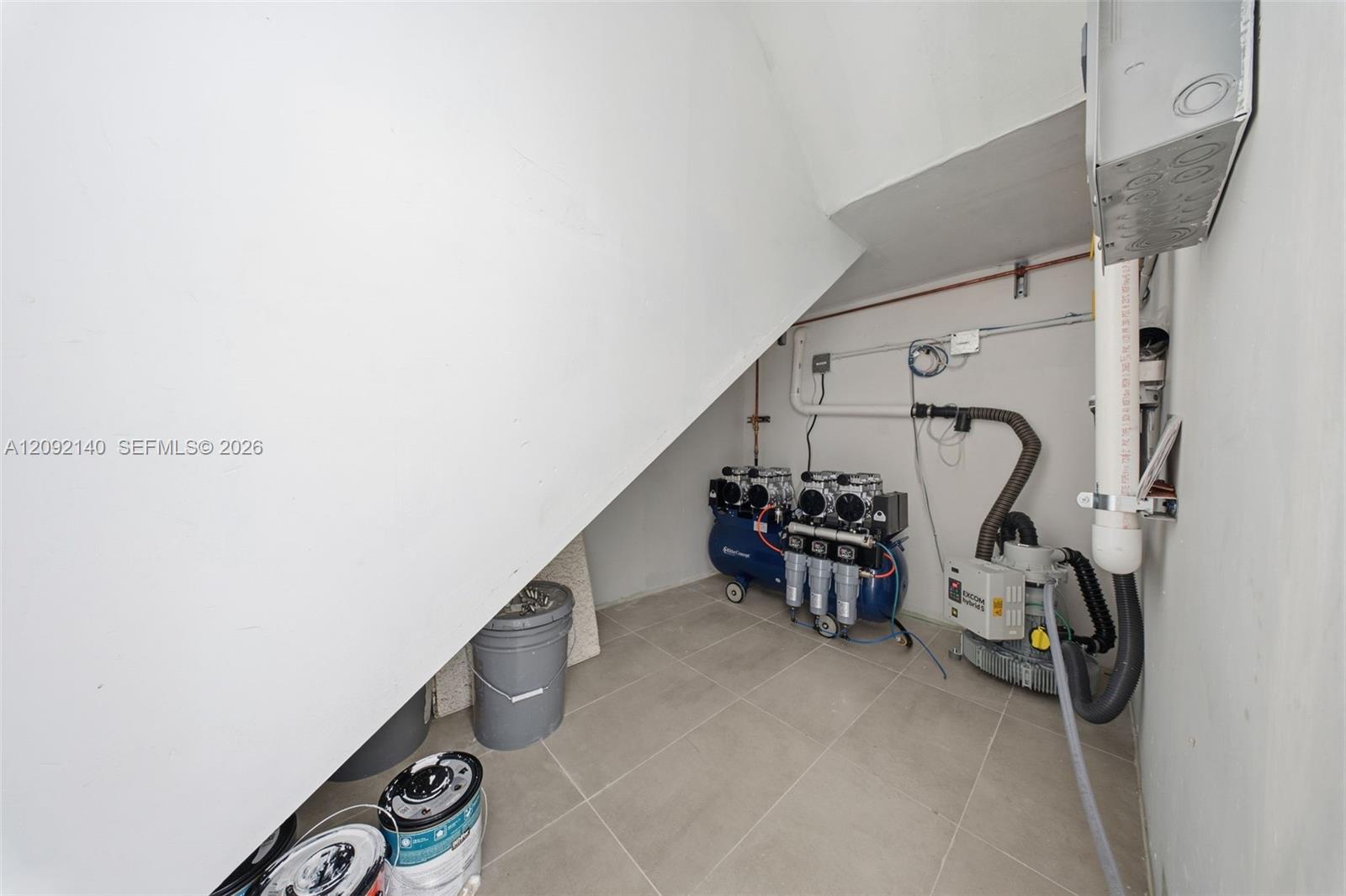 3944 W Flagler Street Property Photo 10