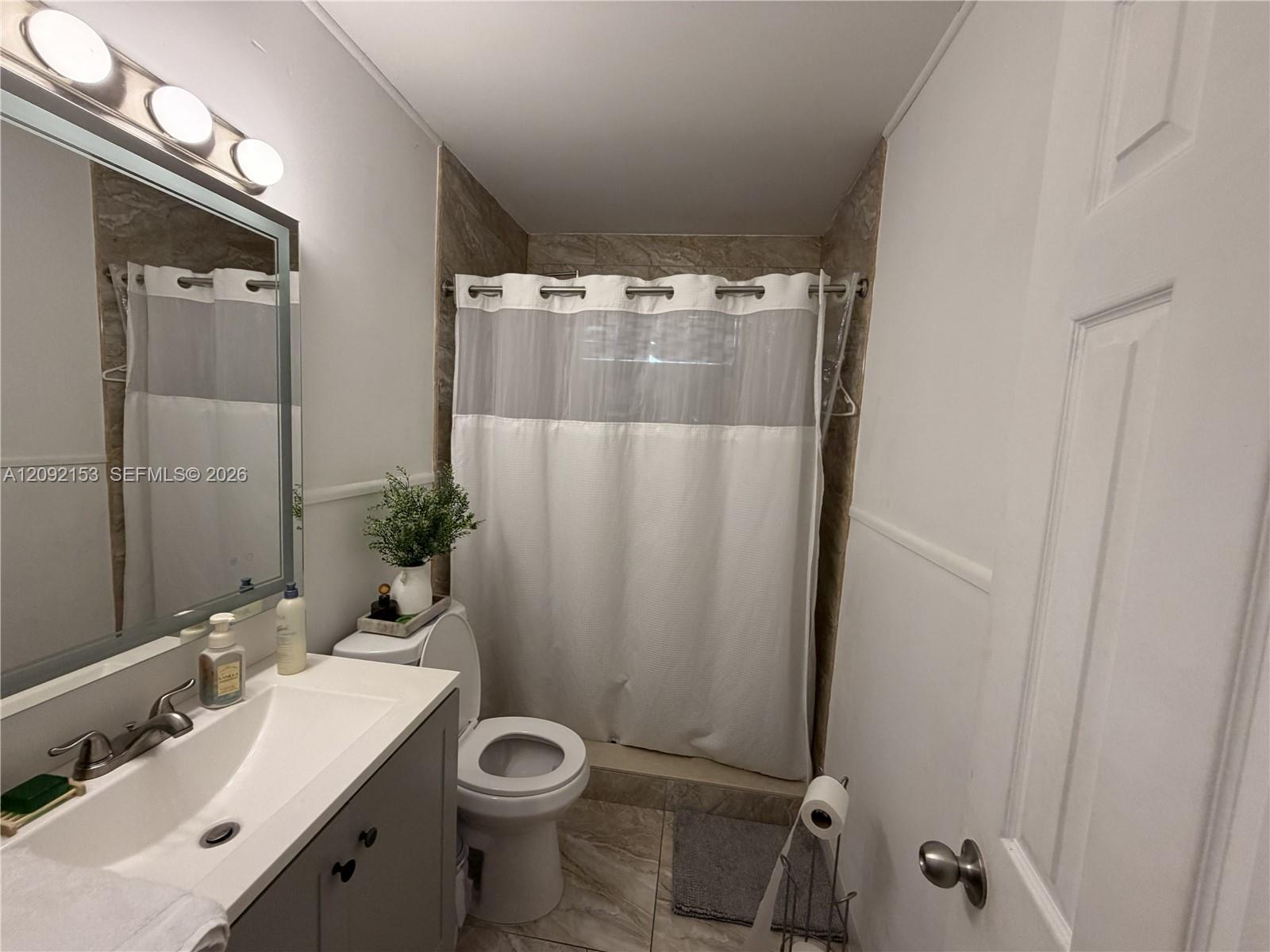 A12092153 Property Photo 8
