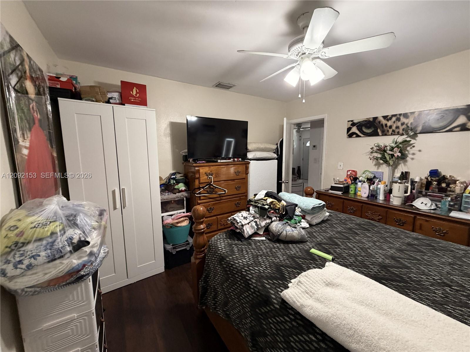 A12092153 Property Photo 16