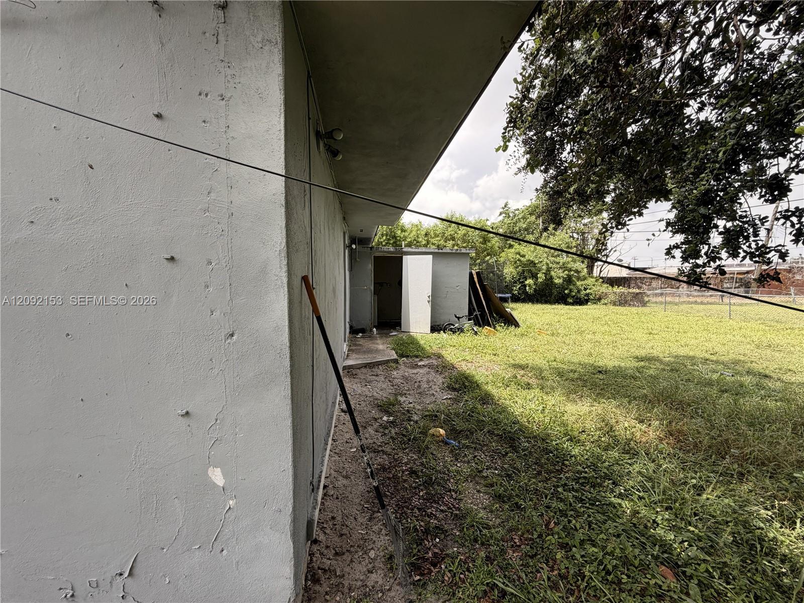 A12092153 Property Photo 18