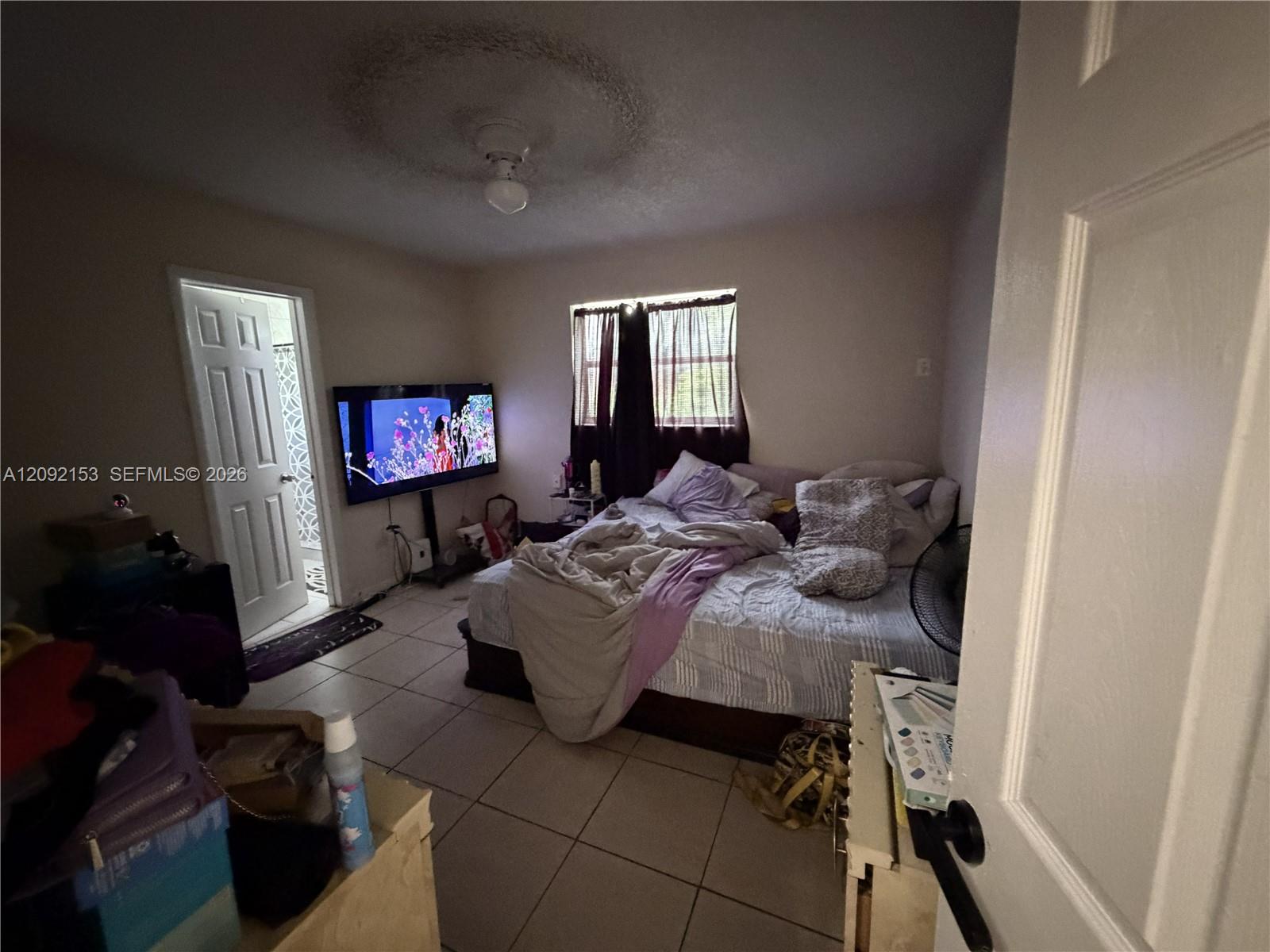 A12092153 Property Photo 24