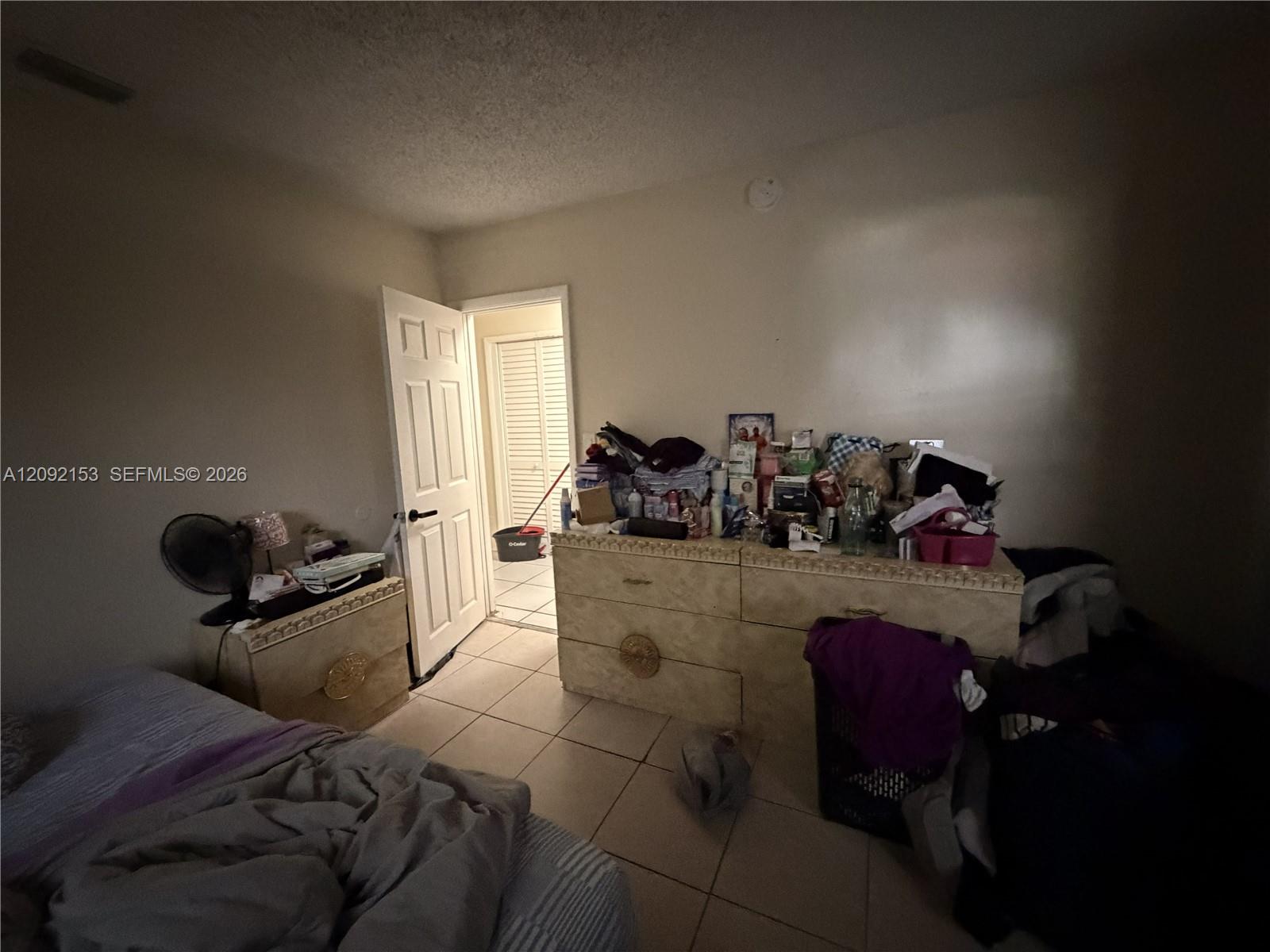 A12092153 Property Photo 25