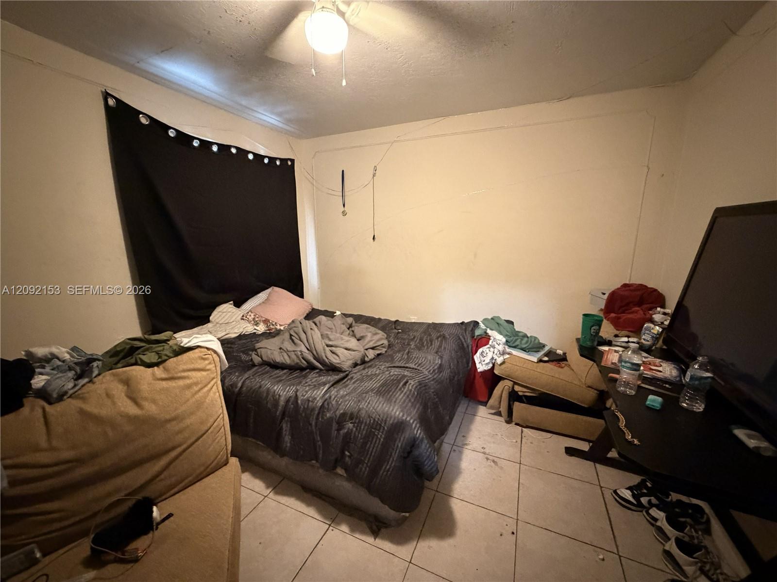 A12092153 Property Photo 26