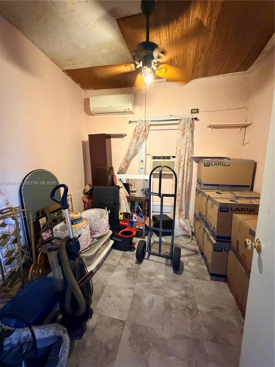A12092162 Property Photo 11