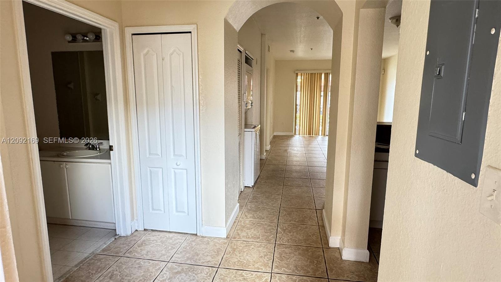 17650 Nw 73rd Avenue 104-18 Property Photo 5