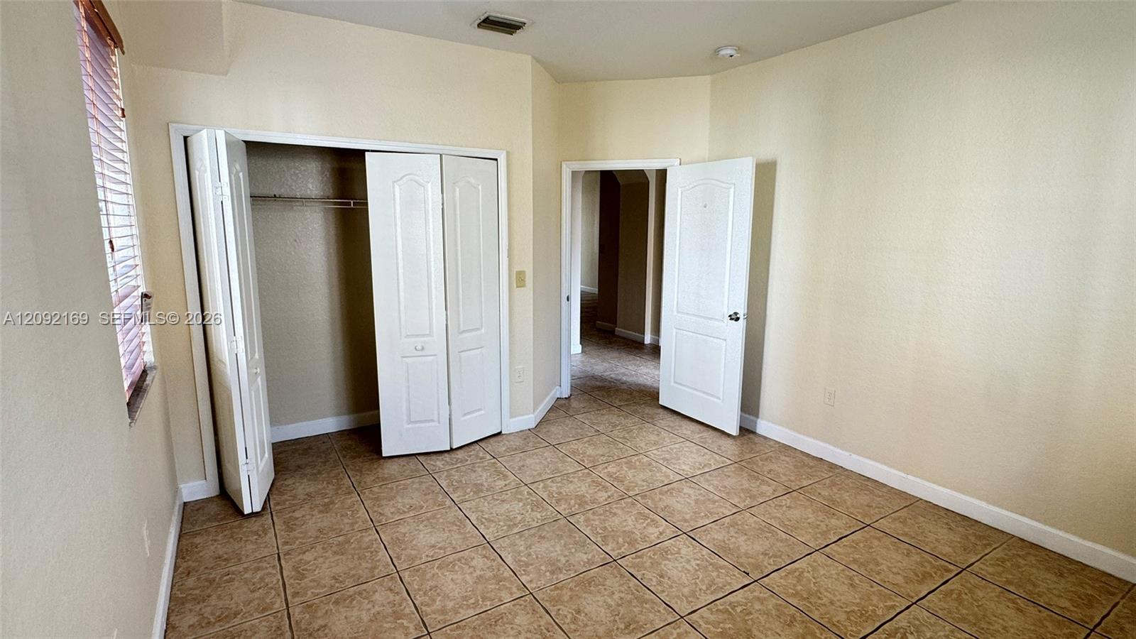 17650 Nw 73rd Avenue 104-18 Property Photo 10