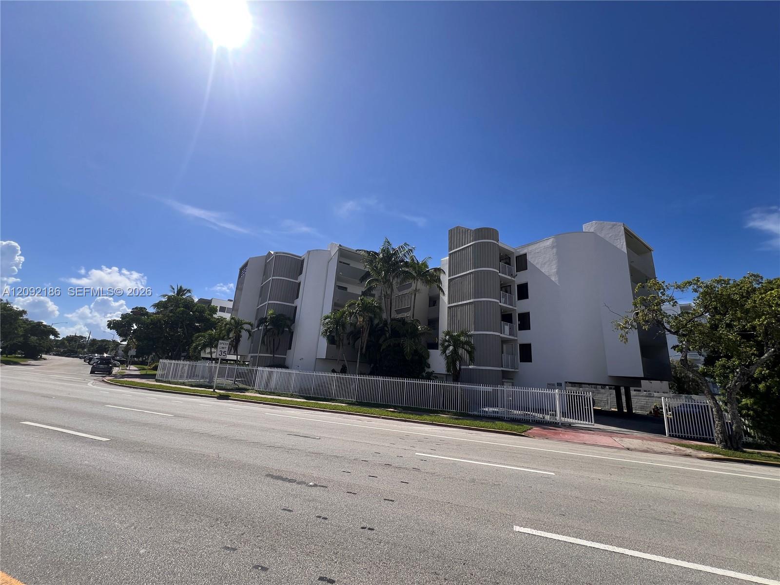 2000 Biarritz Drive 407 Property Photo 1