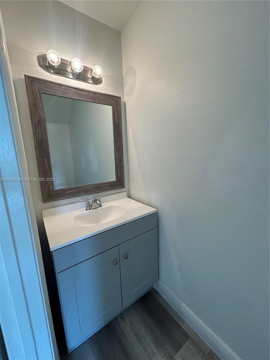 A12092249 Property Photo 5