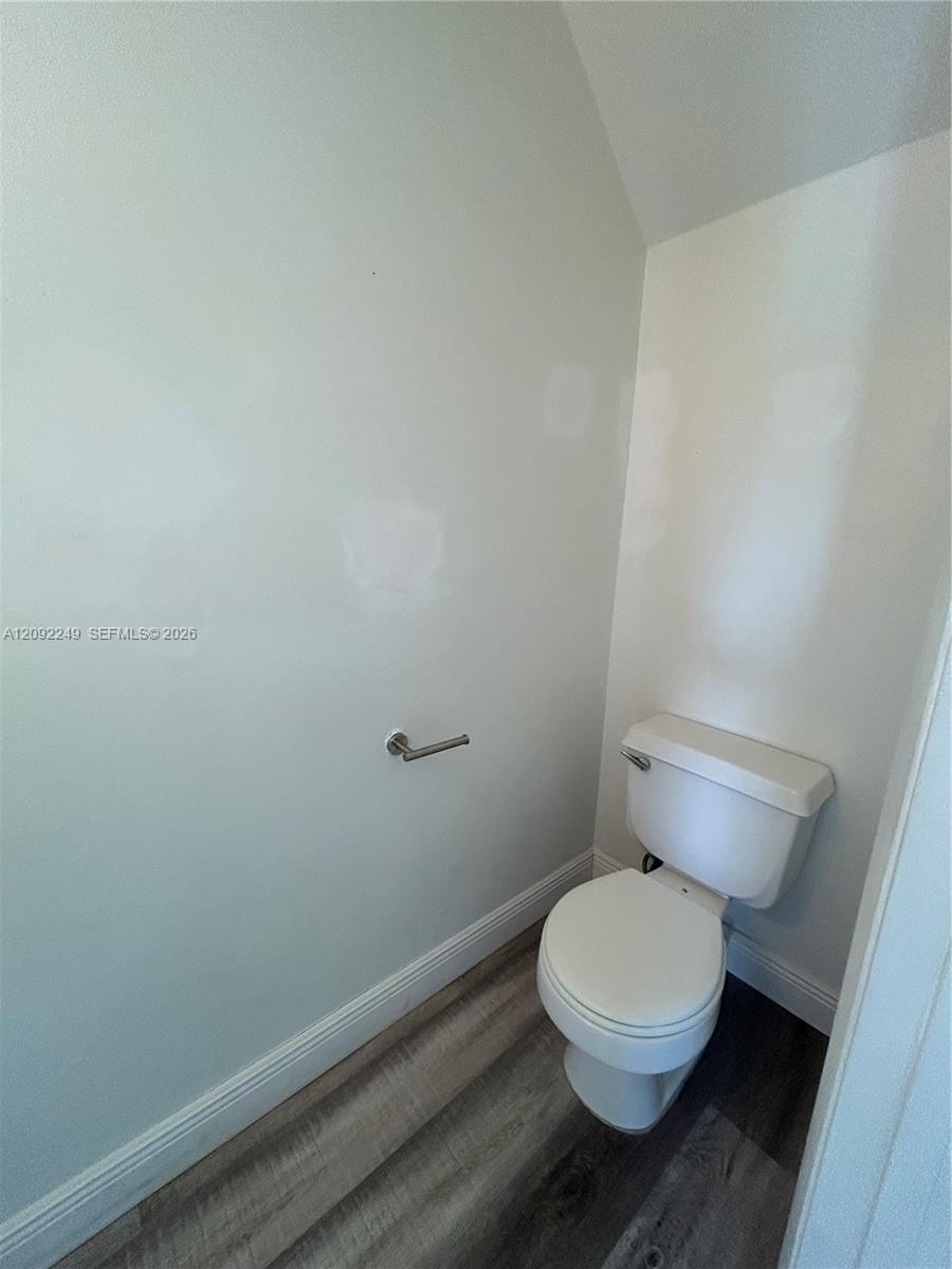 A12092249 Property Photo 6