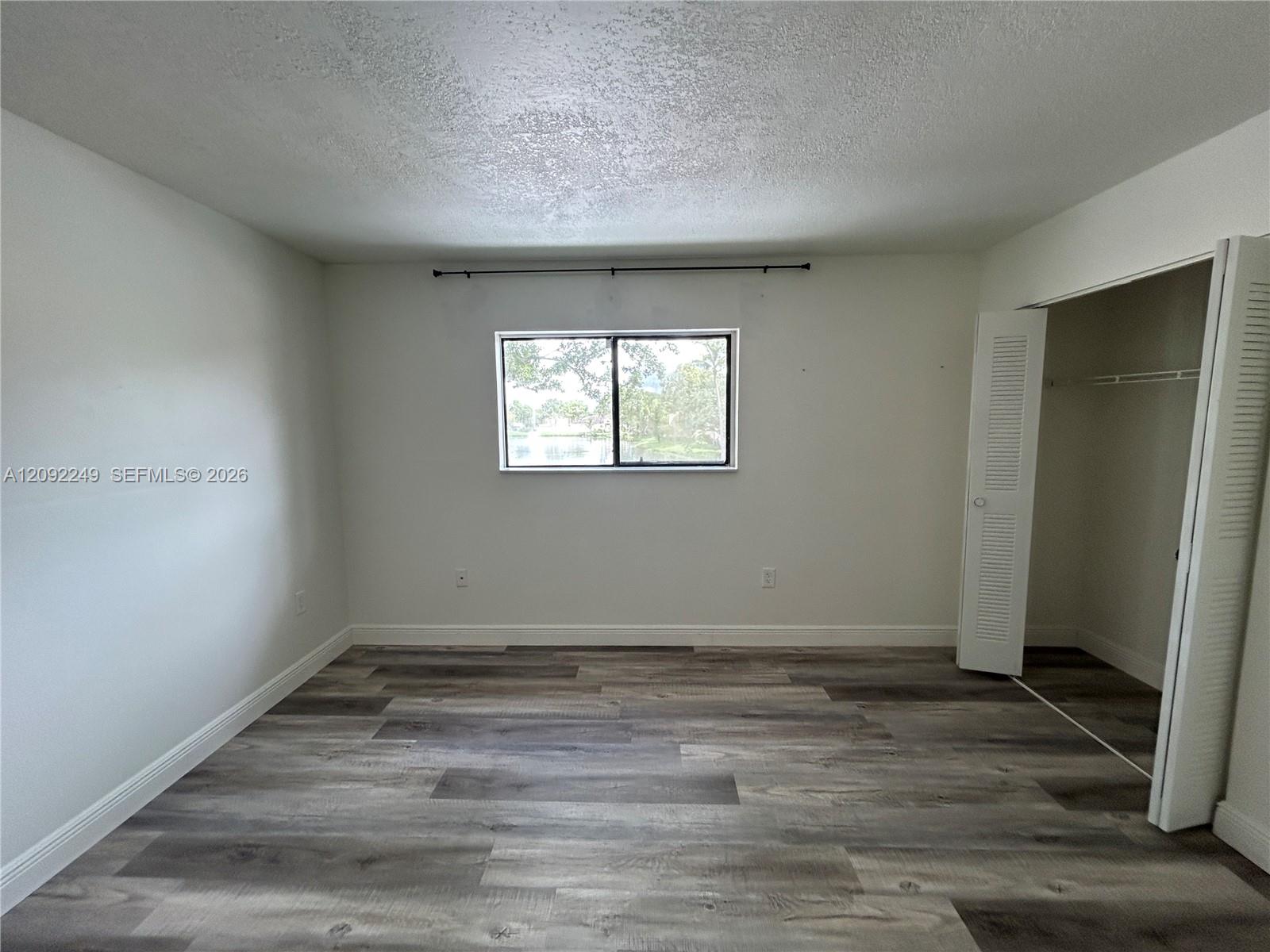 A12092249 Property Photo 9
