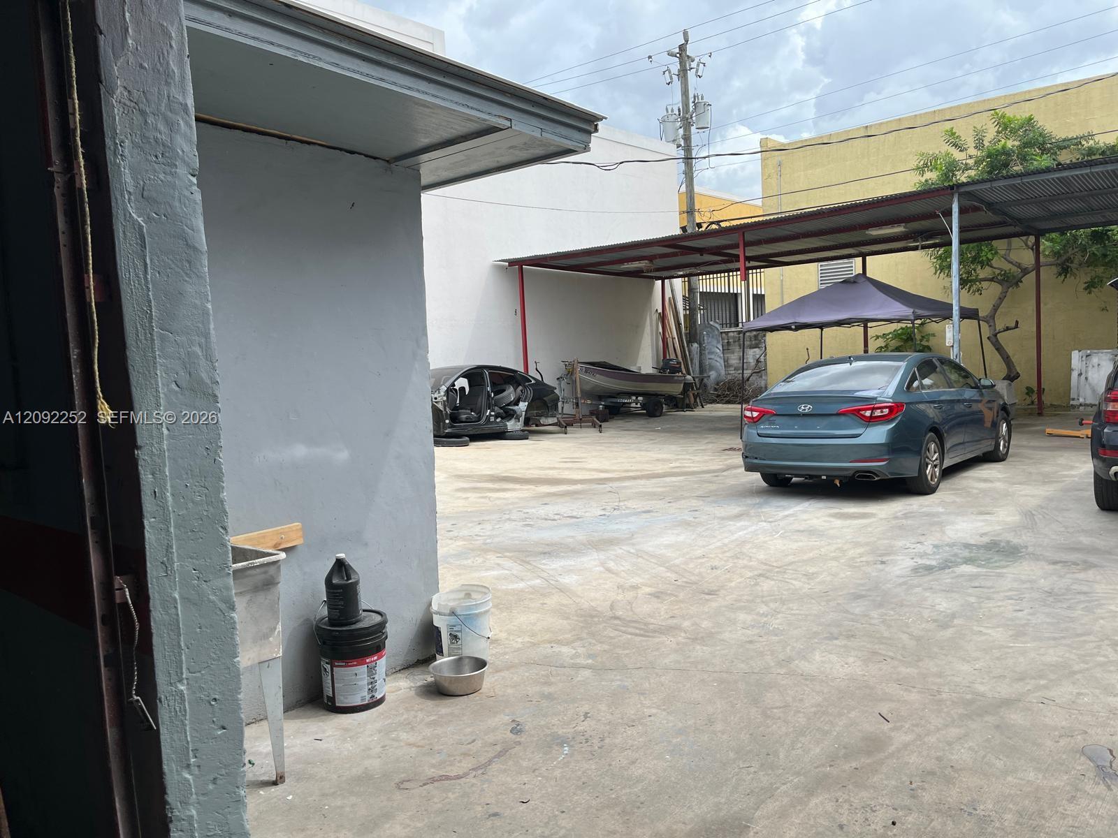 A12092252 Property Photo 15