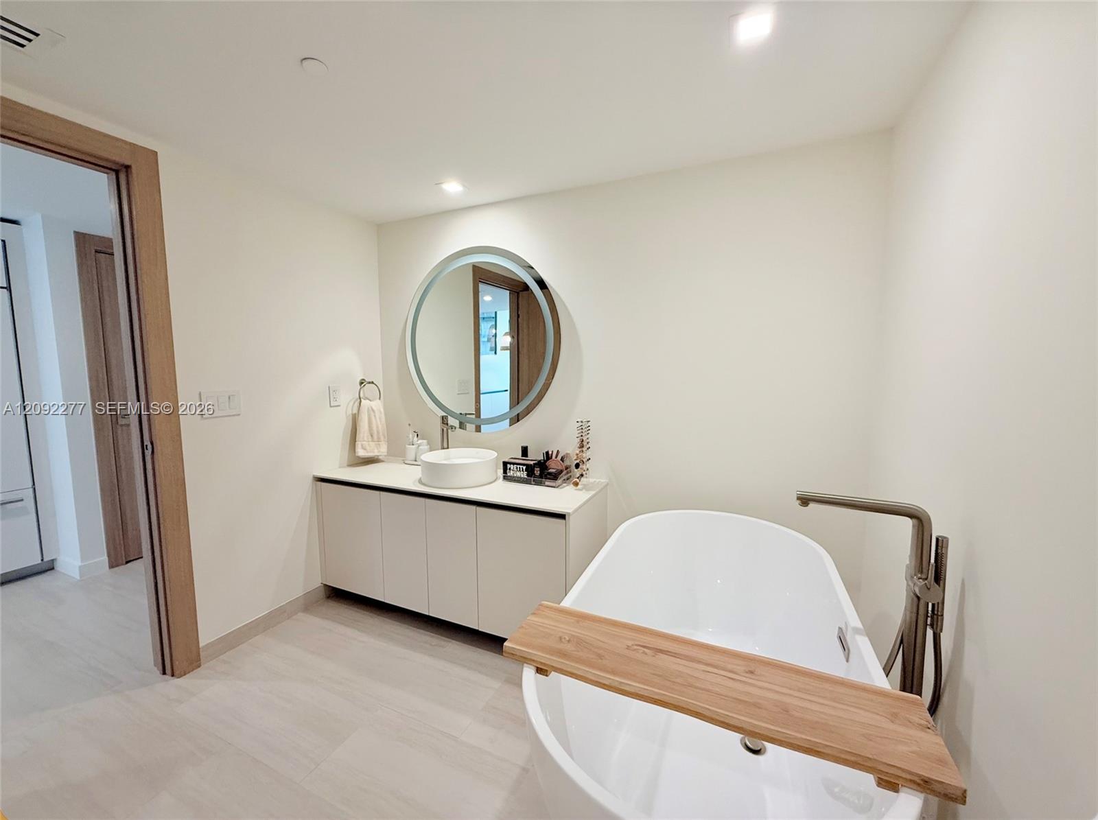 495 Brickell Avenue 5106 Property Photo 7