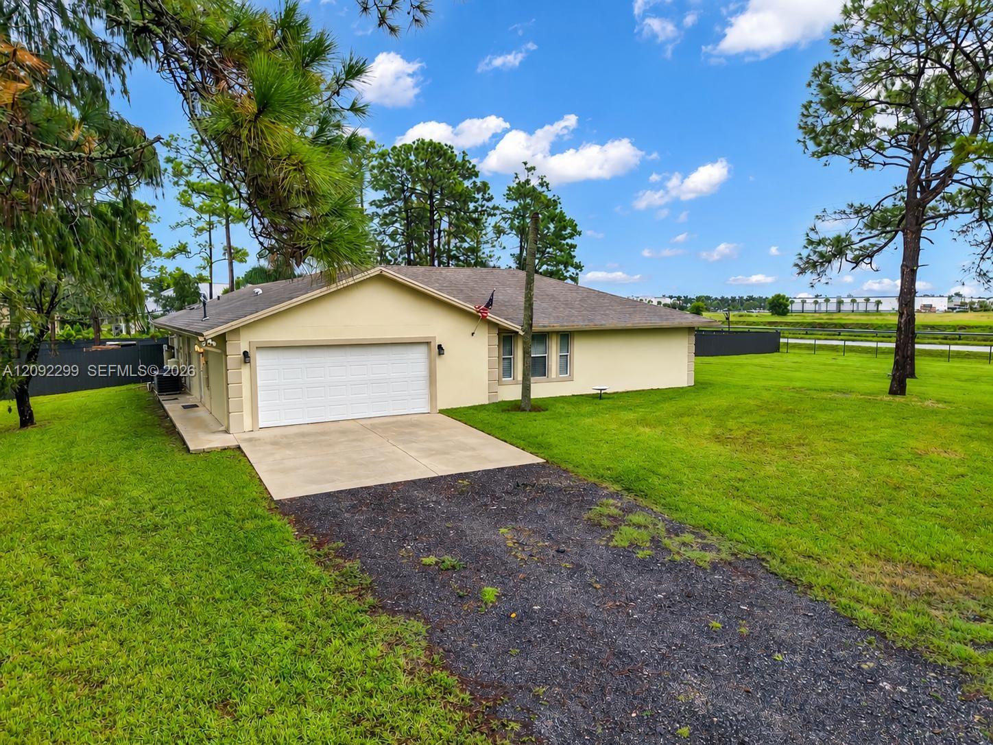 17035 N 48th Court N Property Photo 1