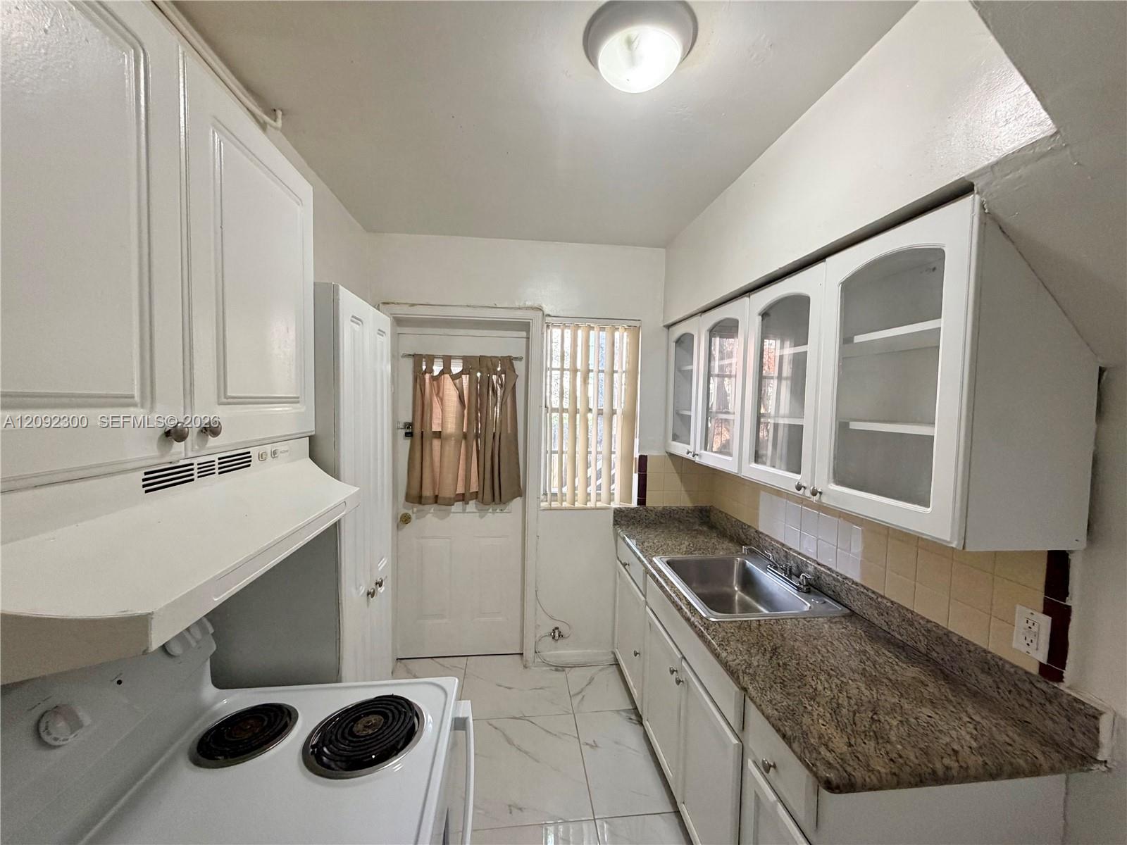 4740 Pine Tree Drive 23 Property Photo 10
