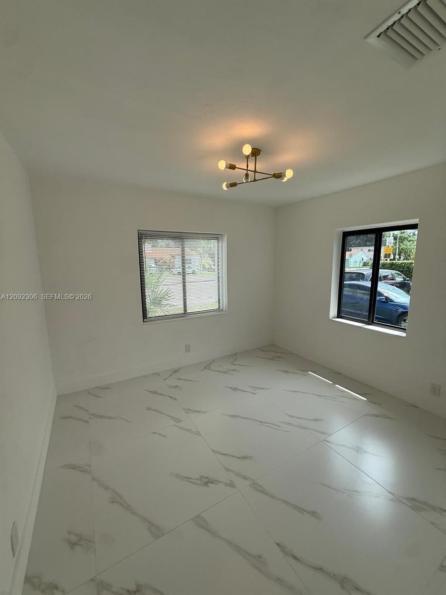 2350 Sw 22nd Avenue Property Photo 18