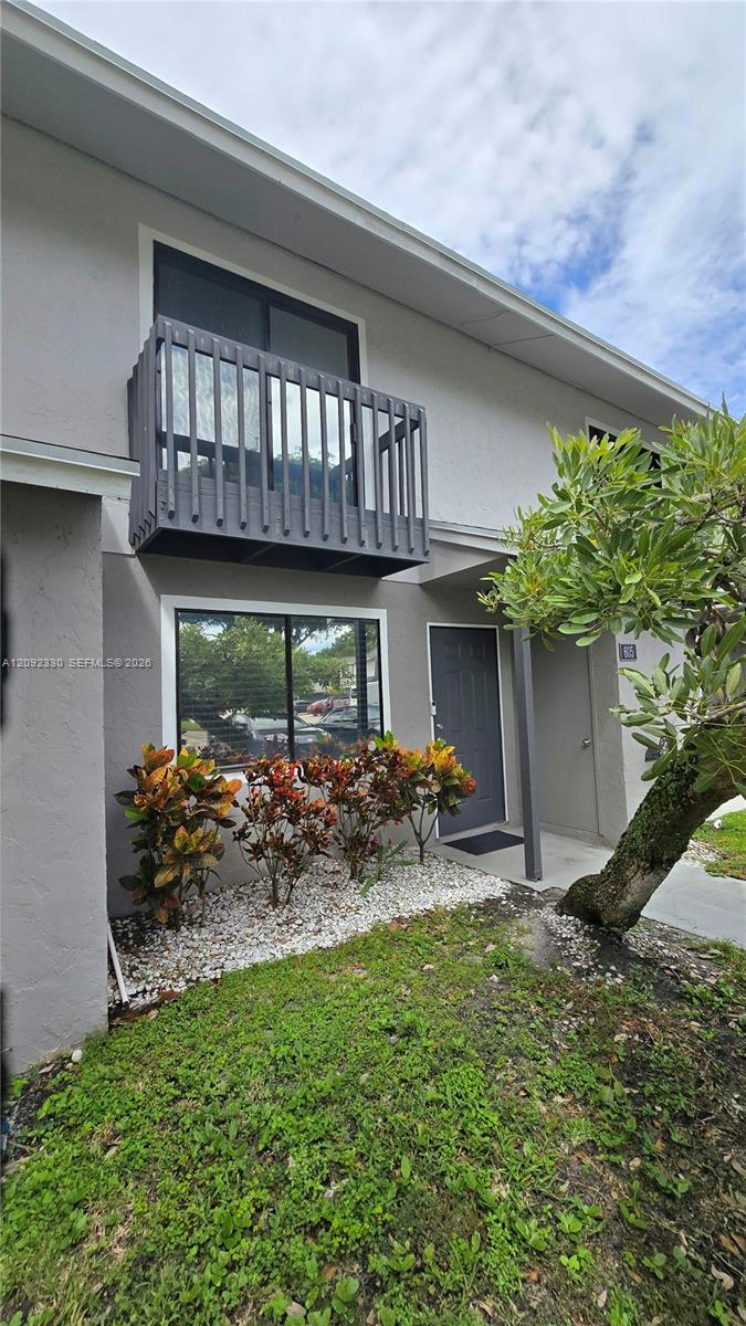 605 Riverside Drive Property Photo 1