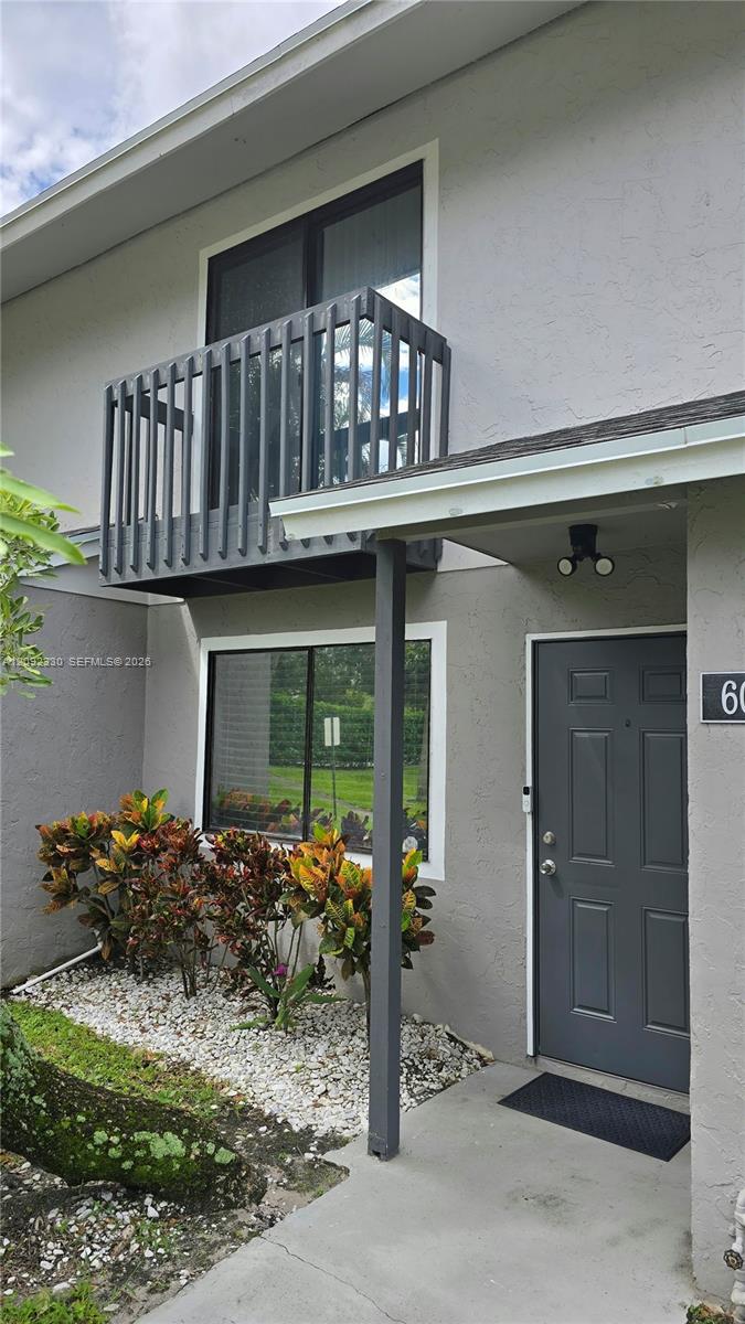 605 Riverside Drive Property Photo 3