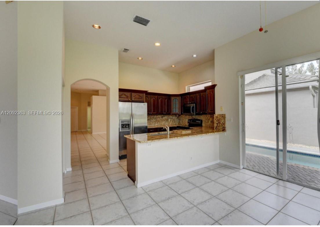 8291 Hampton Wood Drive 8291 Property Photo 30