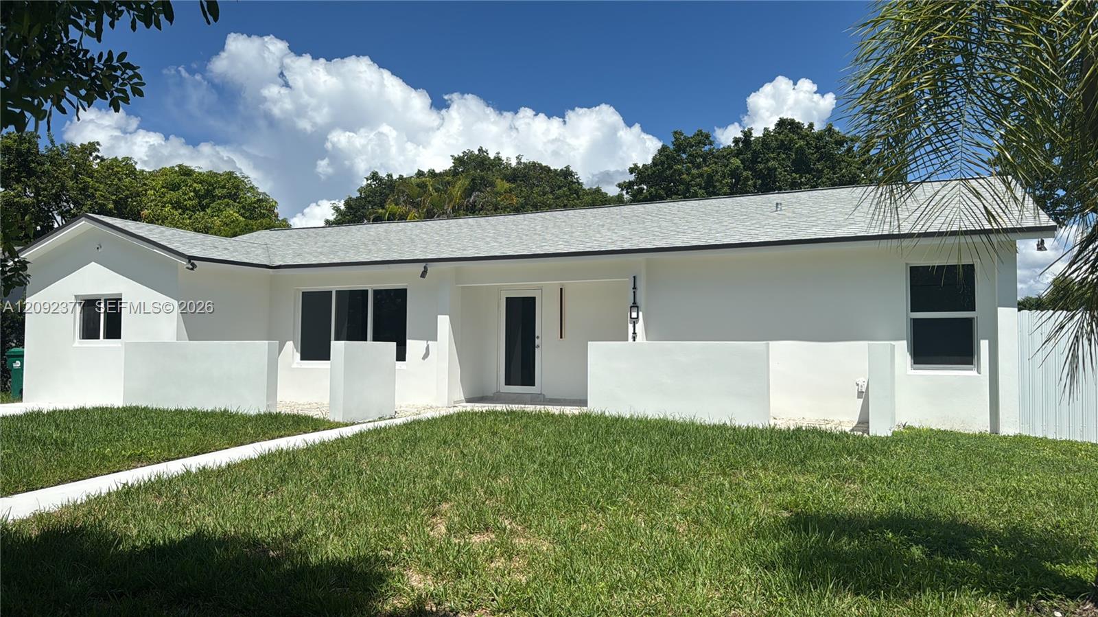 11011 Sw 162nd Terrace Property Photo 1