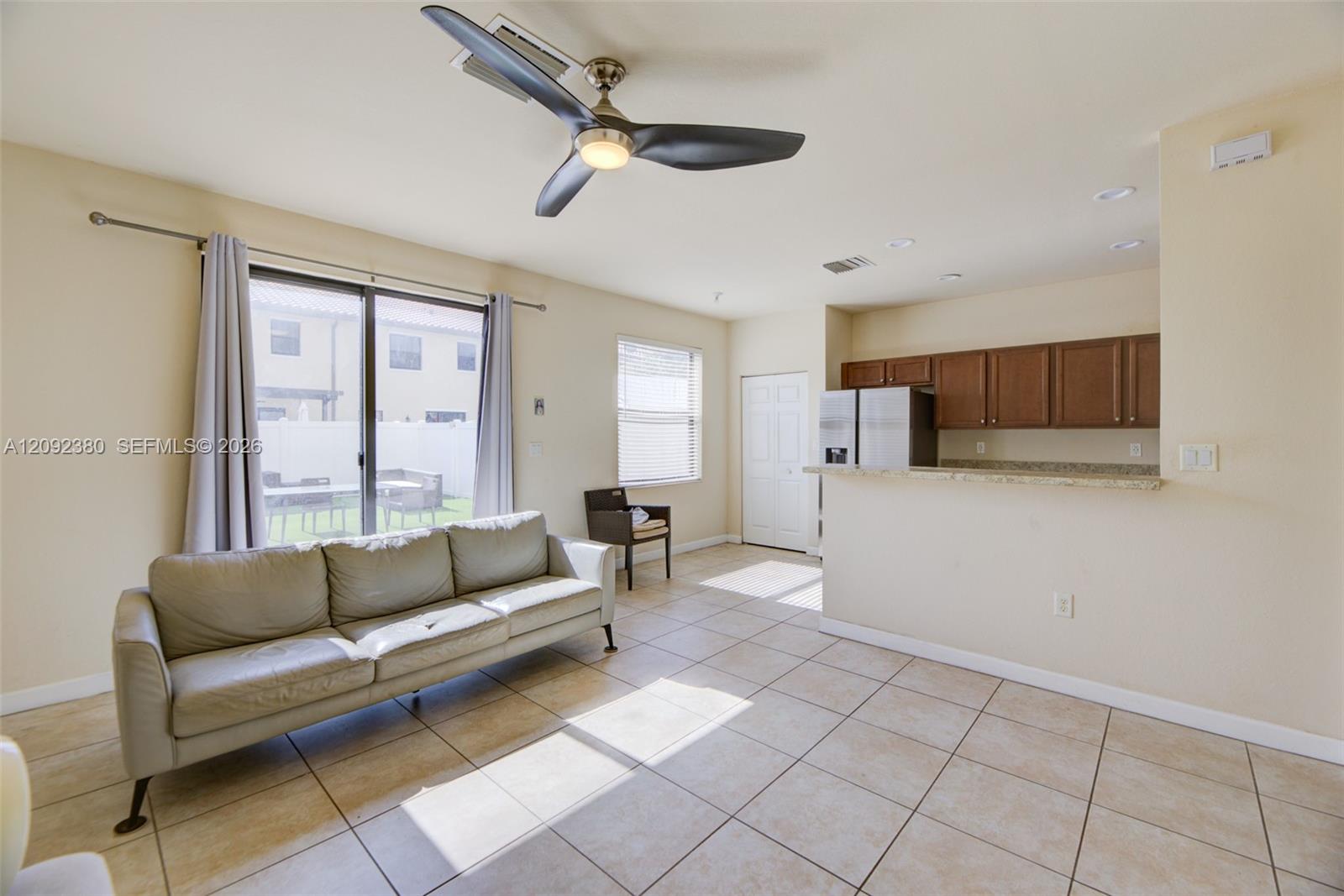 3316 W 91st Terrace Property Photo 15