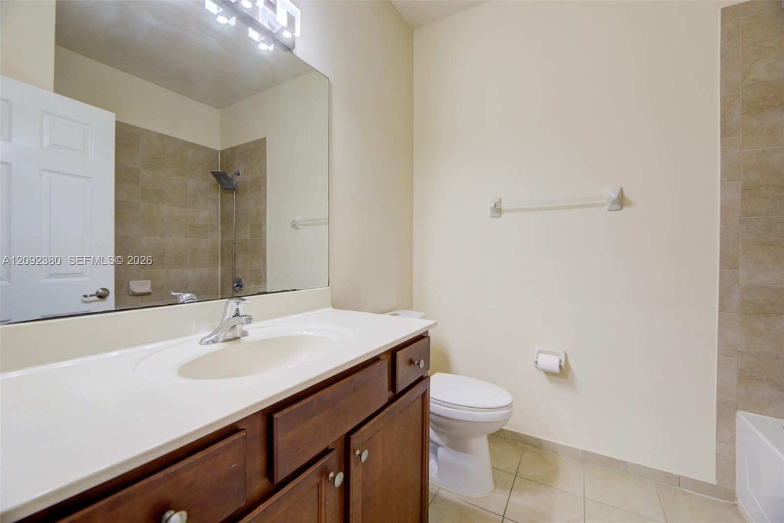 3316 W 91st Terrace Property Photo 36