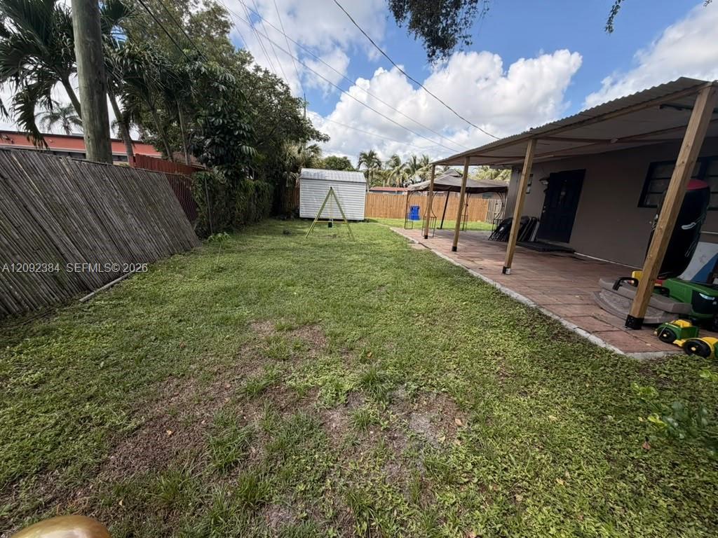 A12092384 Property Photo 14
