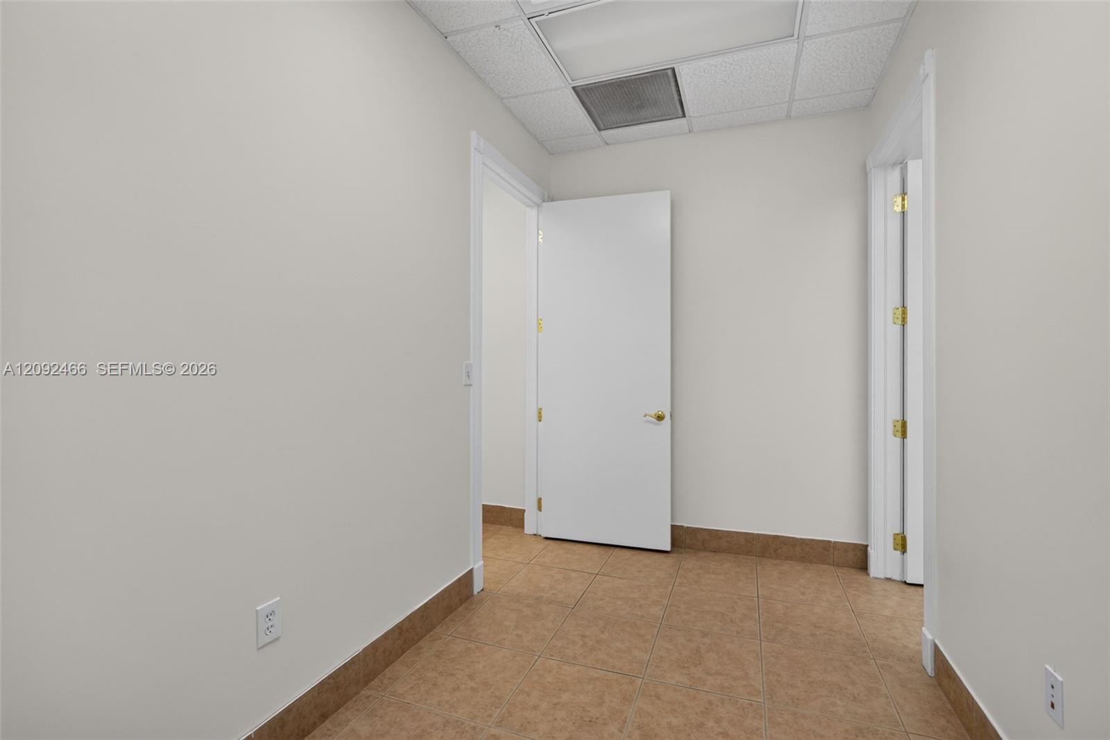 9700 Stirling Road 104b Property Photo 20