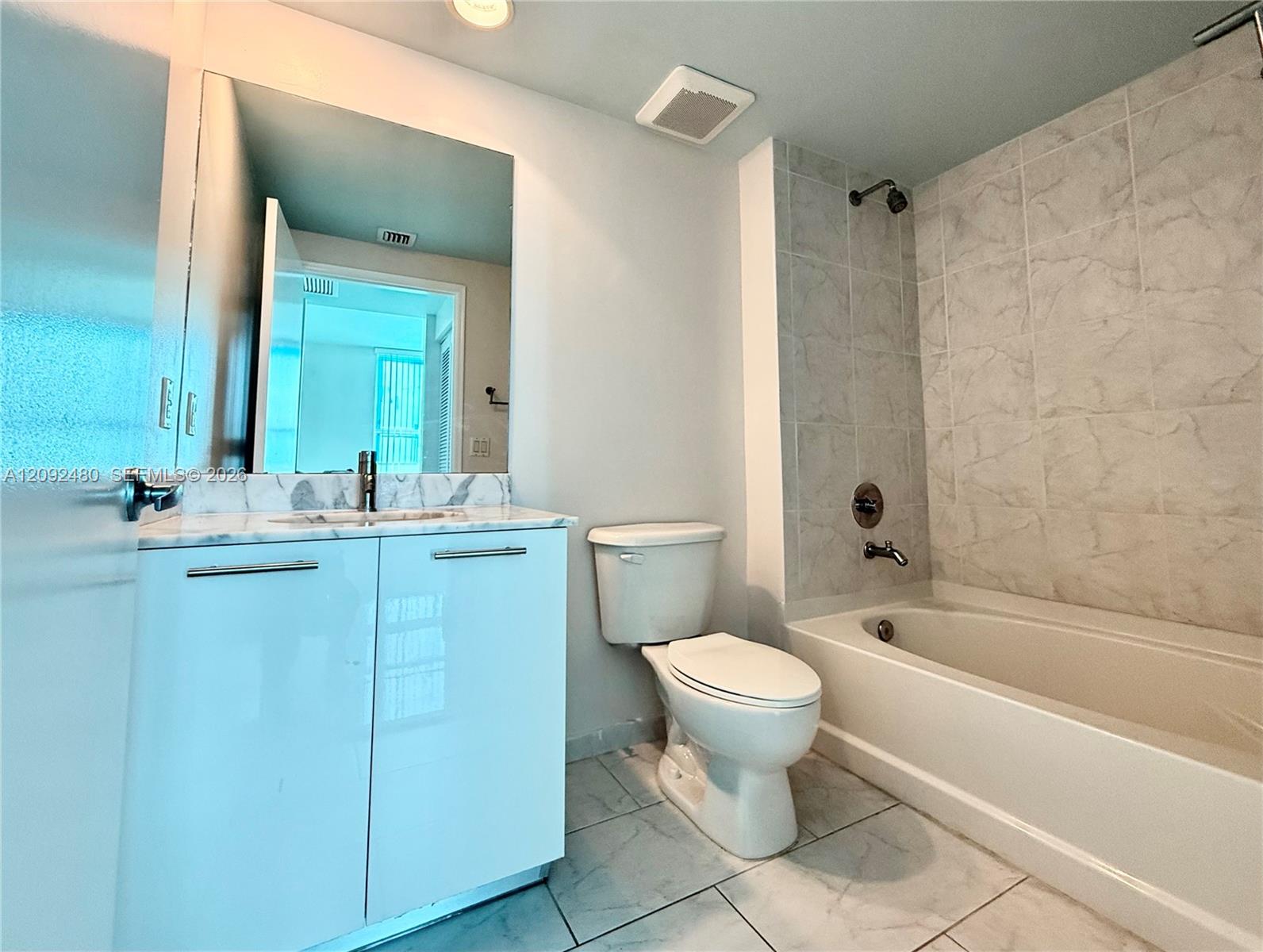 A12092480 Property Photo 13