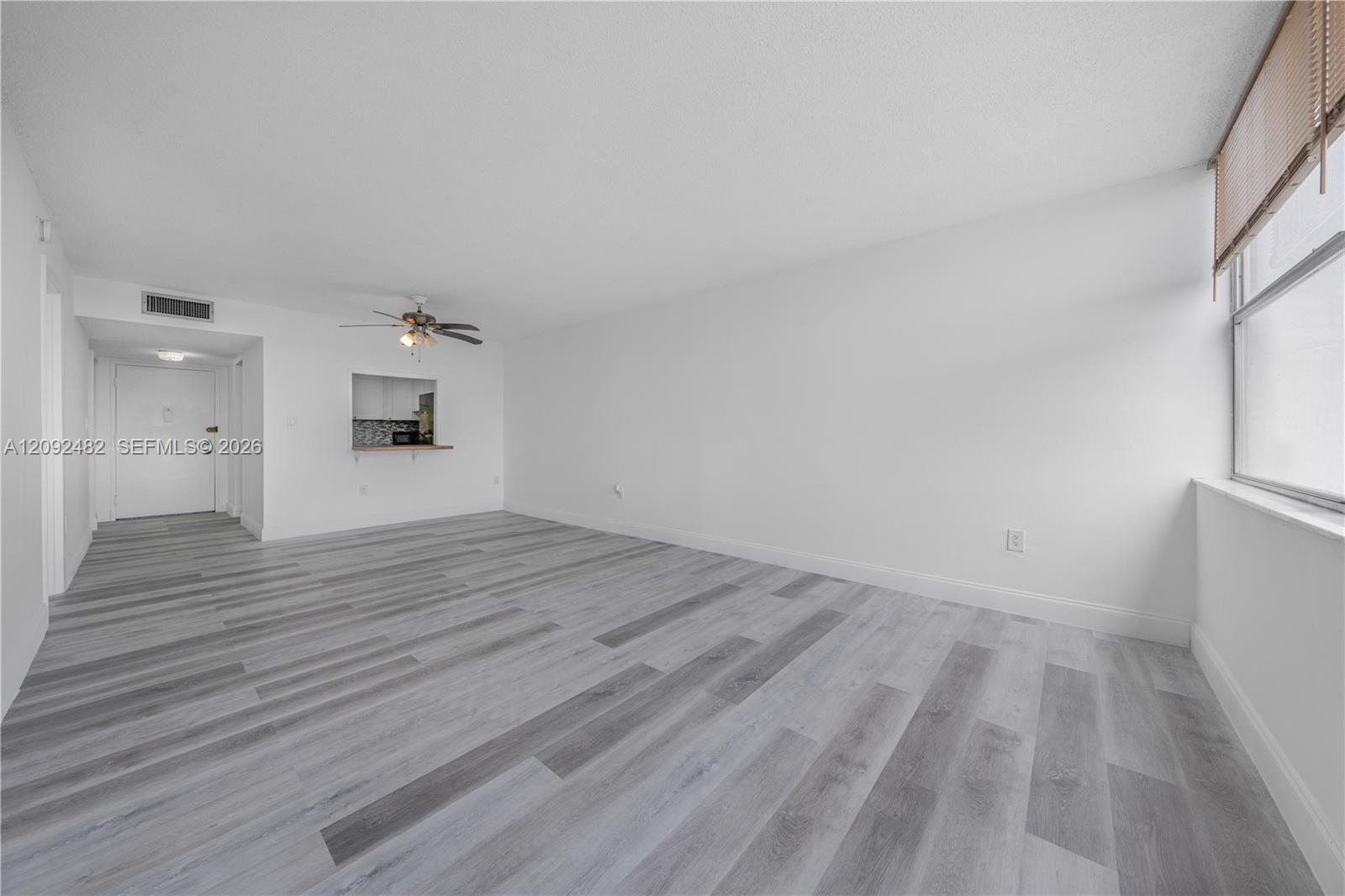 1300 NE Miami Gardens Drive 512E Property Photo 1