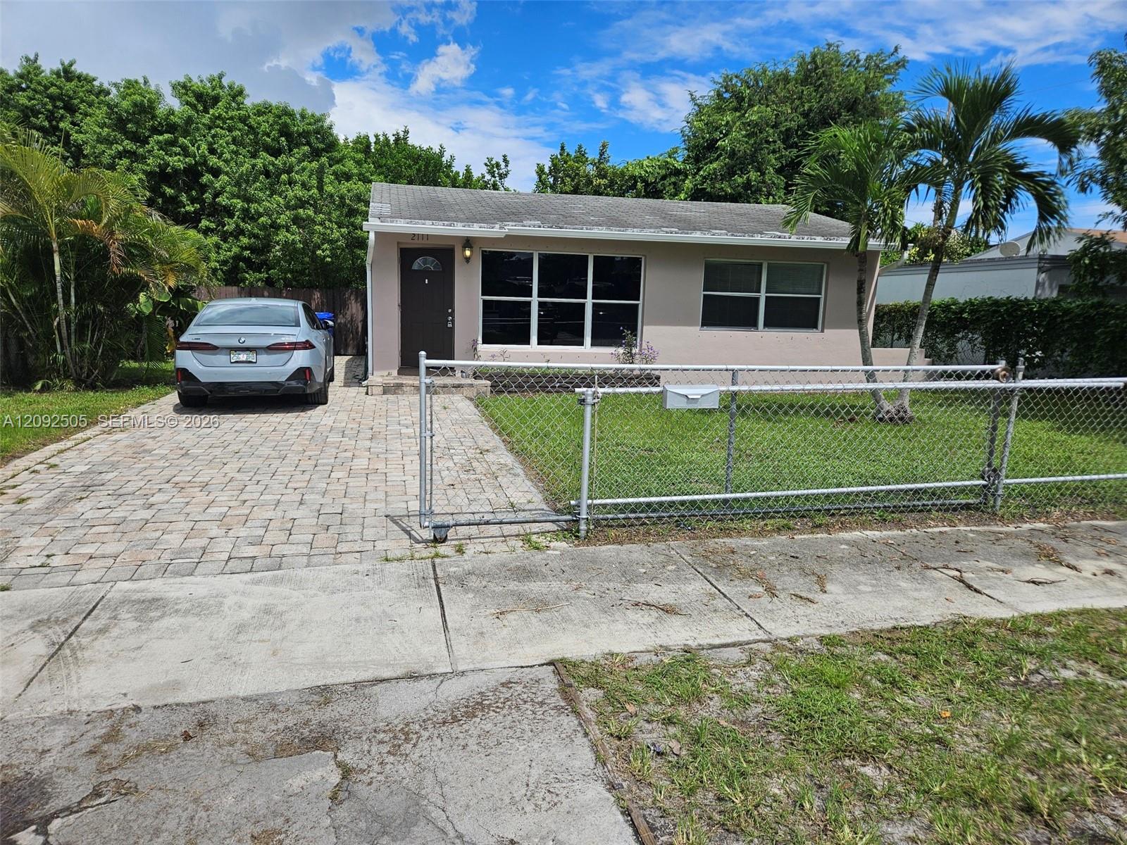 2111 Wiley Court Property Photo 1