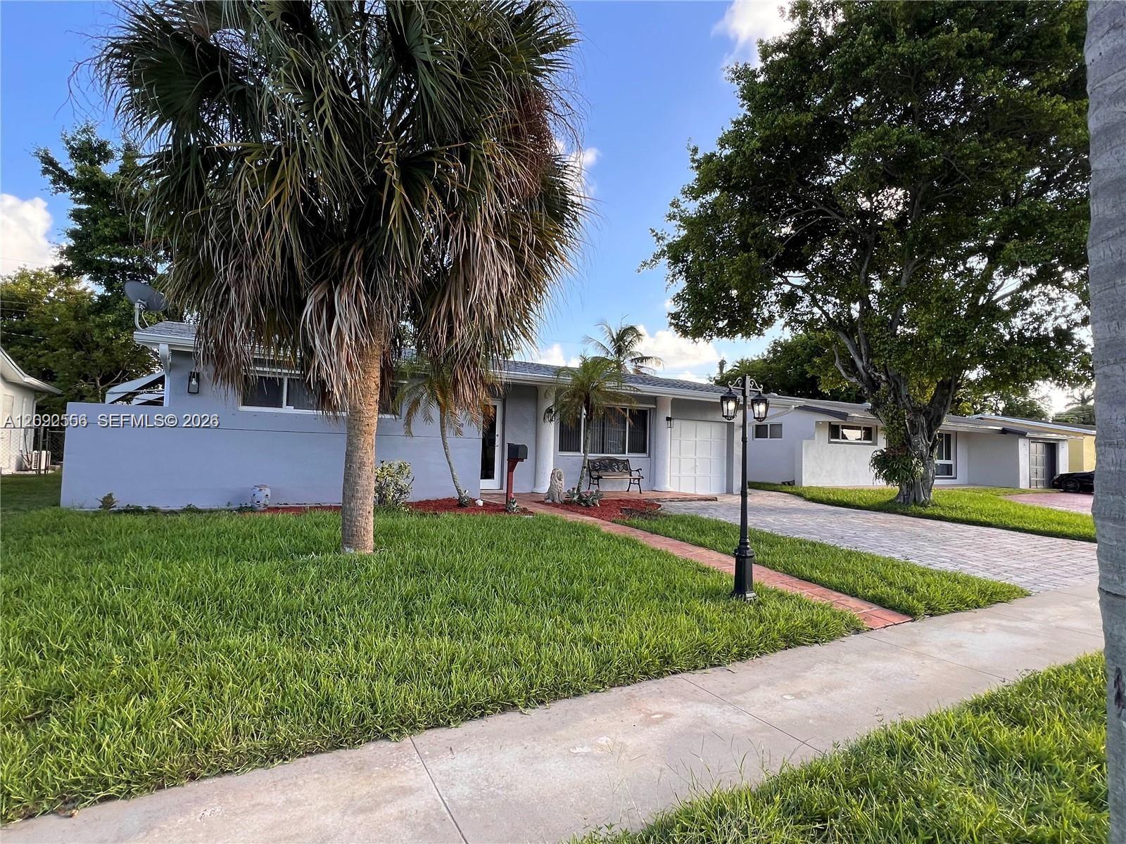 A12092556 Property Photo 3