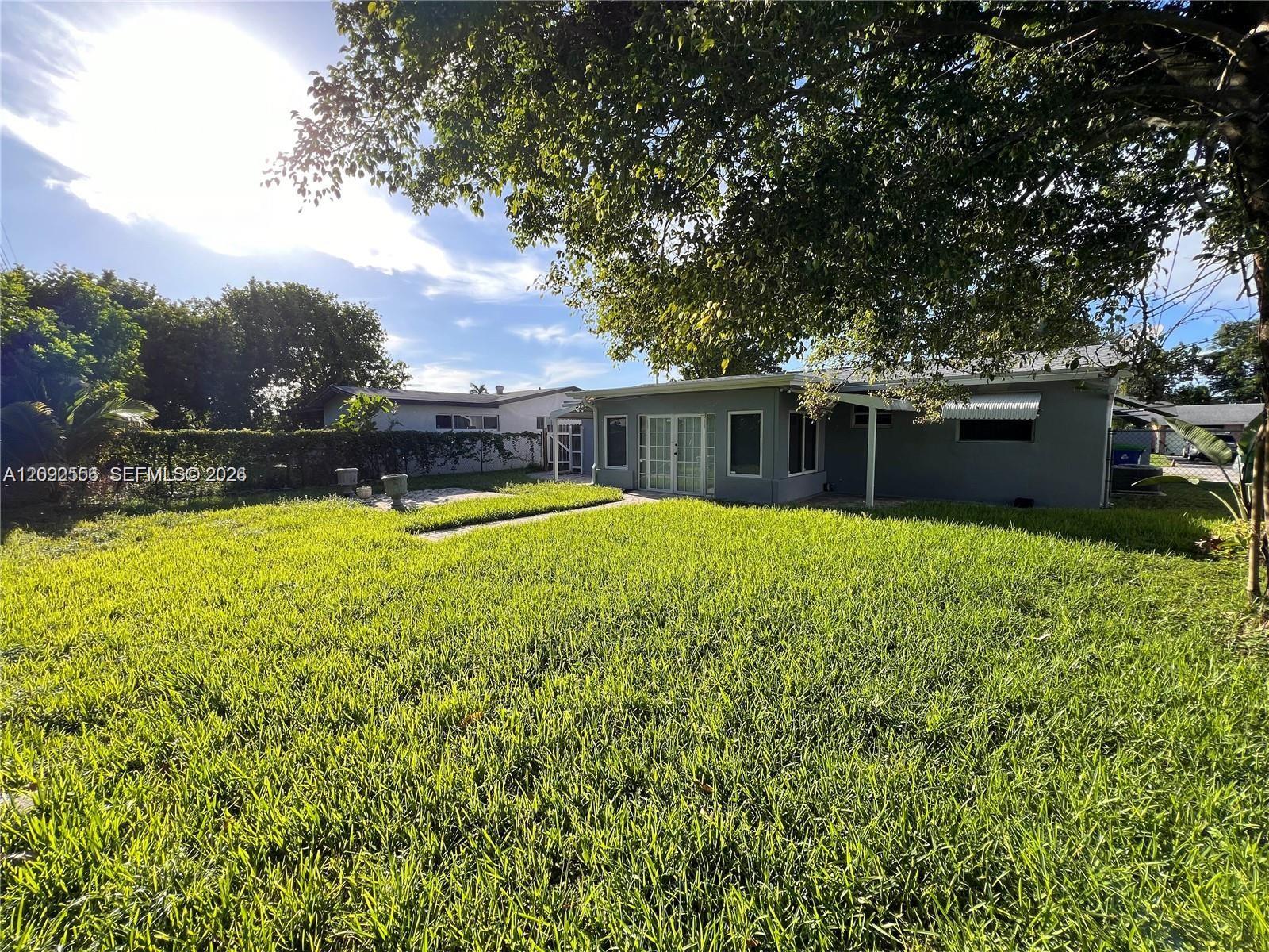 A12092556 Property Photo 18