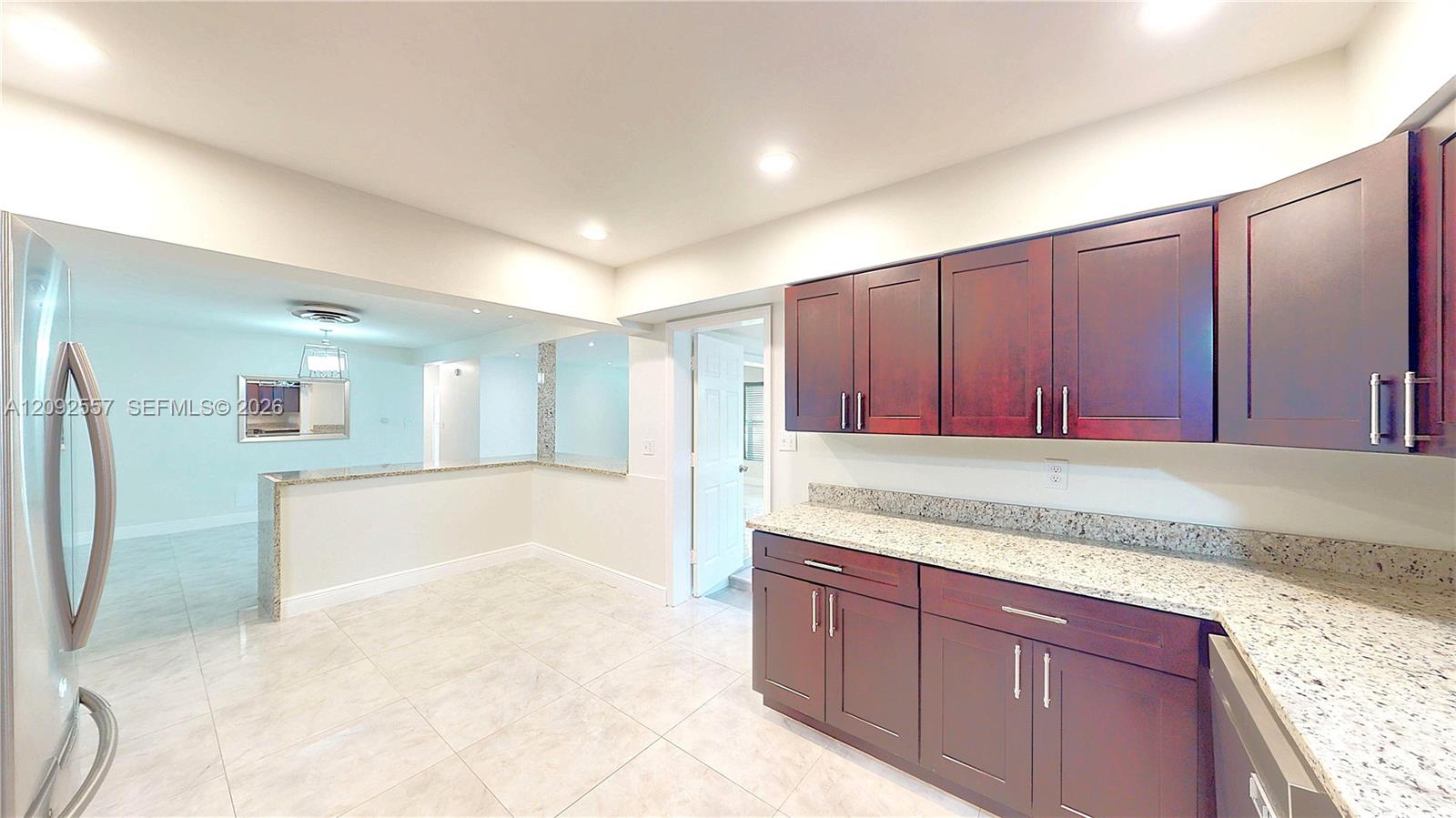 650 E Evanston Circle Property Photo 11