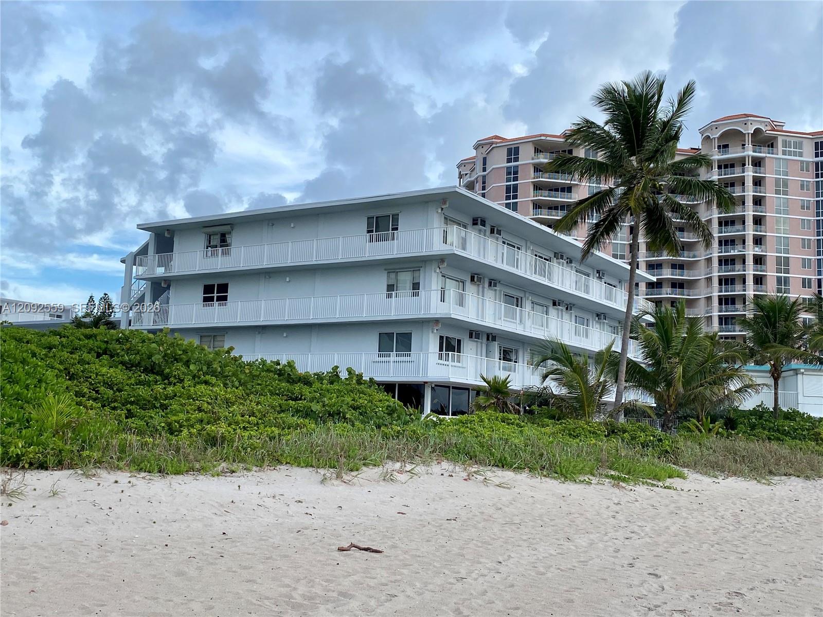 1480 S Ocean Boulevard 105 Property Photo 1