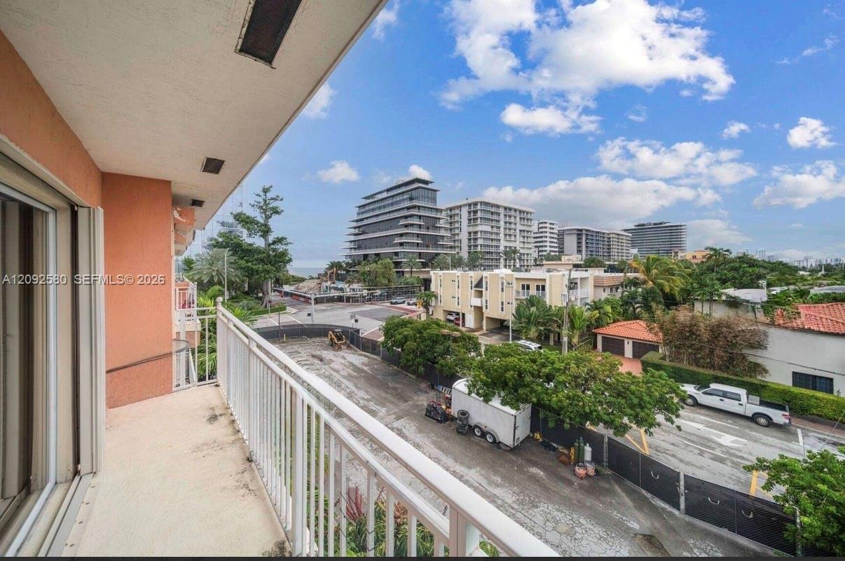 9008 Collins Avenue 402 Property Photo 14